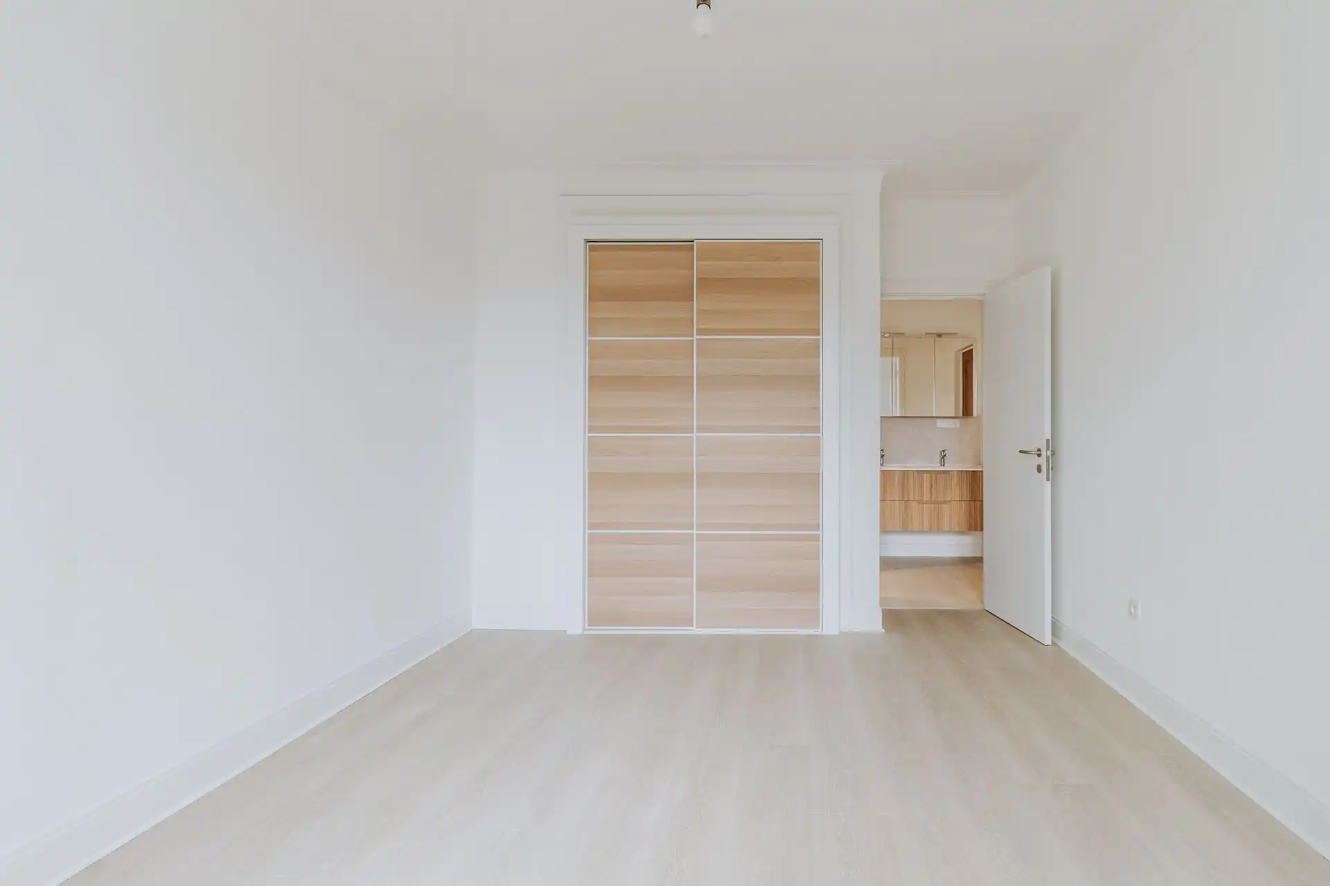 Ruim appartement van 170 m² met zicht op het Stadspark! foto 21