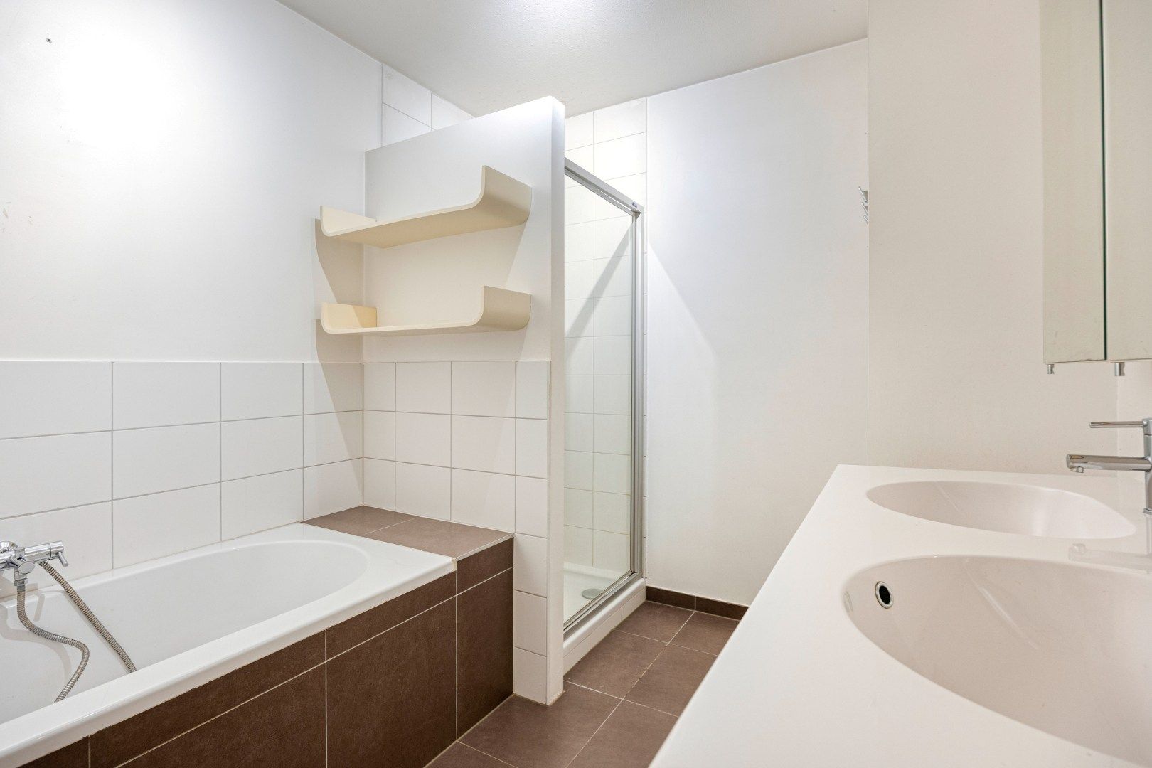 Gelijkvloers appartement met 3 slpks en voor- en achtertuin in Geel-centrum !  foto 11