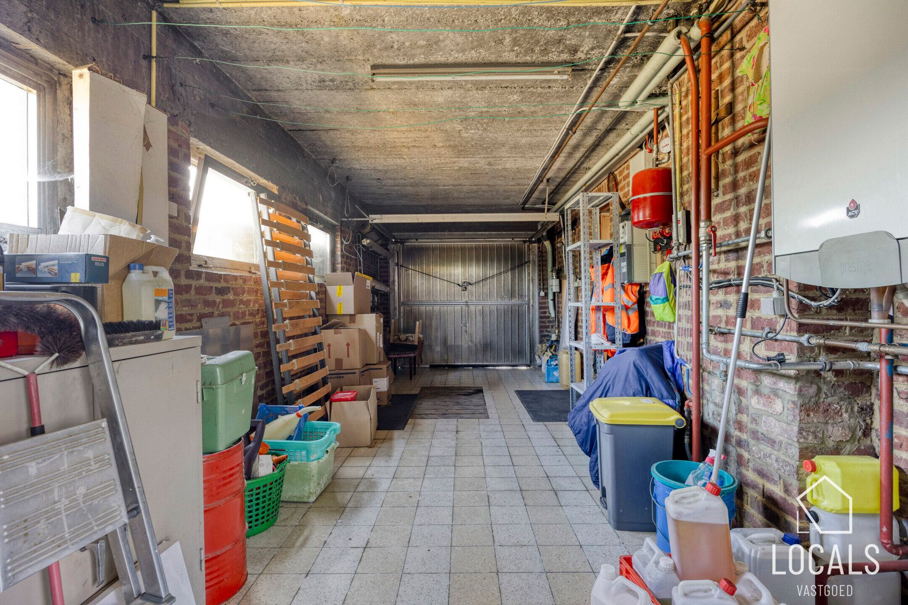 Open bebouwing met 3 slpks, garage, opslagruimte & tuin foto 23