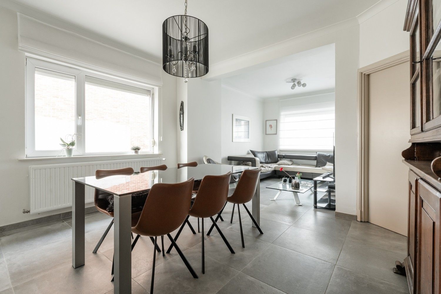 Charmante en instapklare woning met 2 slaapkamers in hartje Hamont foto 9