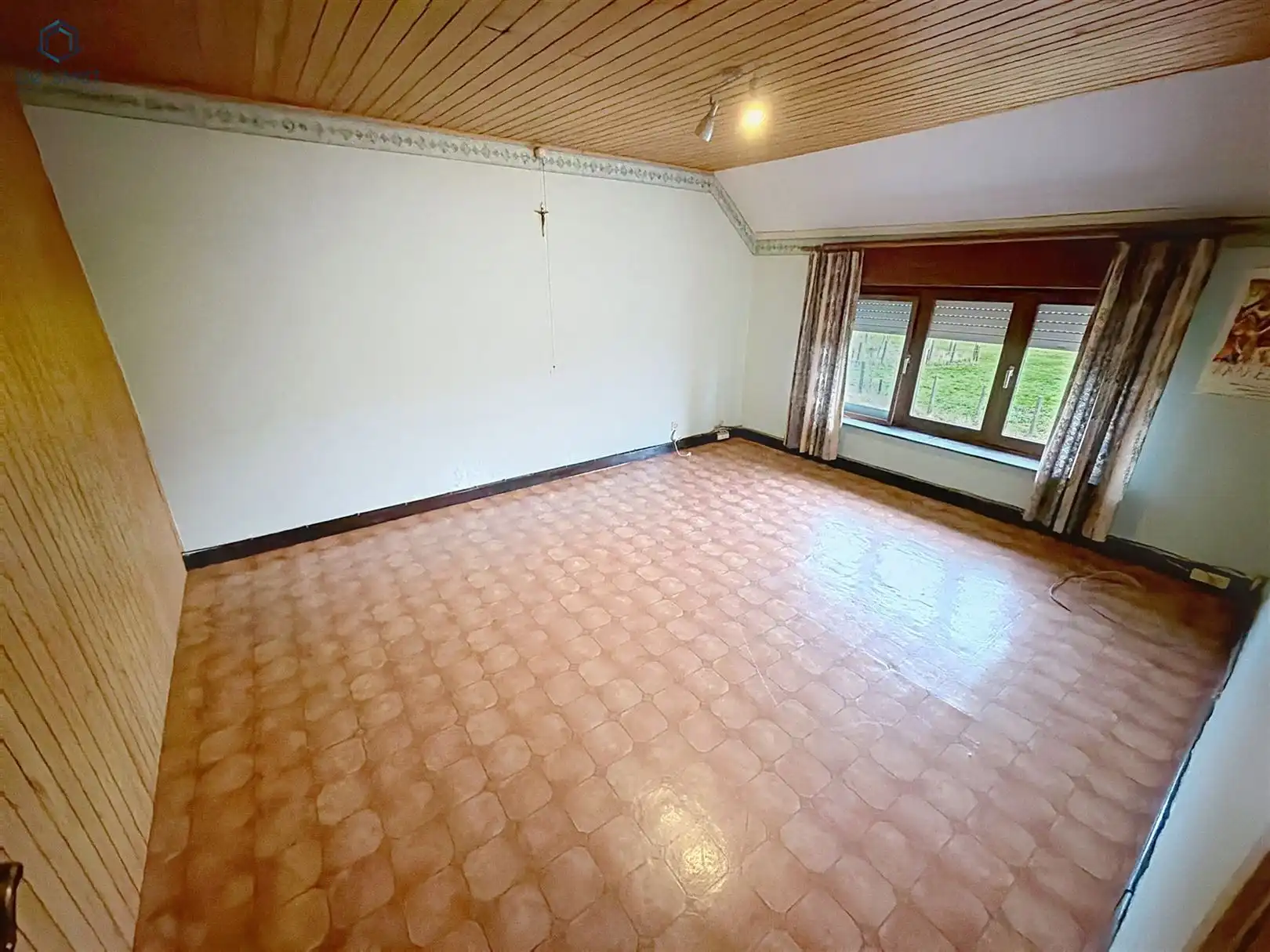 TE RENOVEREN WONING MET 3 SLAAPKAMERS, GARAGE EN TERRAS IN VIANE foto 23