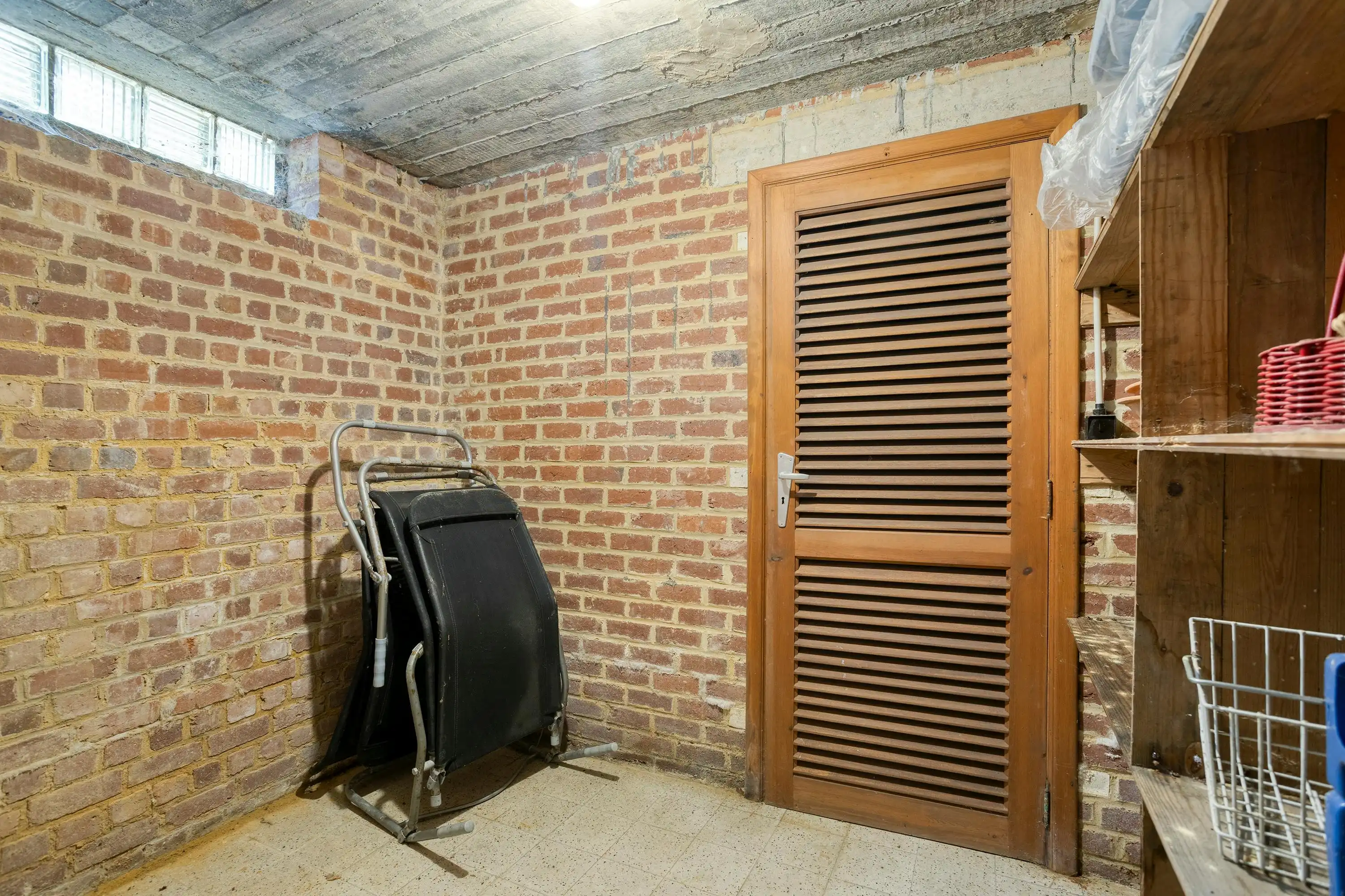 Mooi gelegen landhuis te koop in Meerbeke foto 71