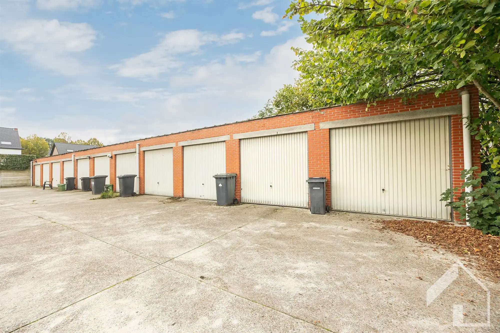 Goed gelegen appartement met garagebox foto 20