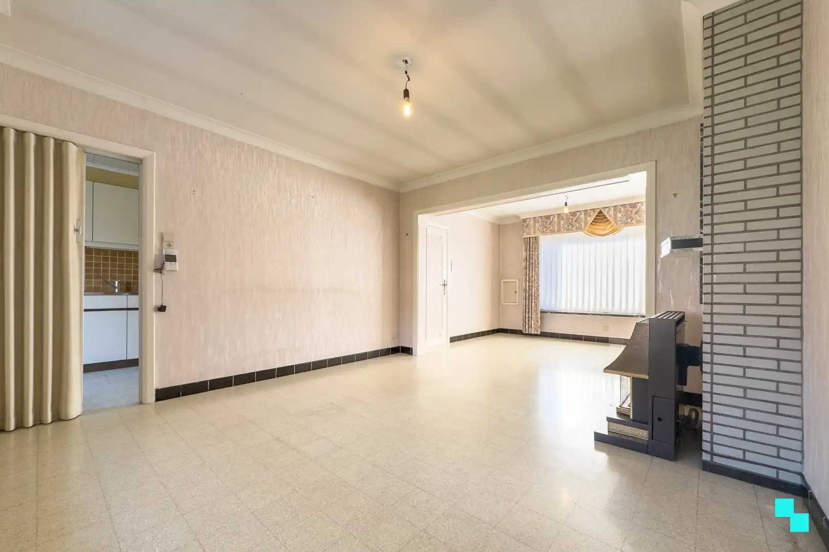 Rust gelegen woning met garage te Kachtem foto 4