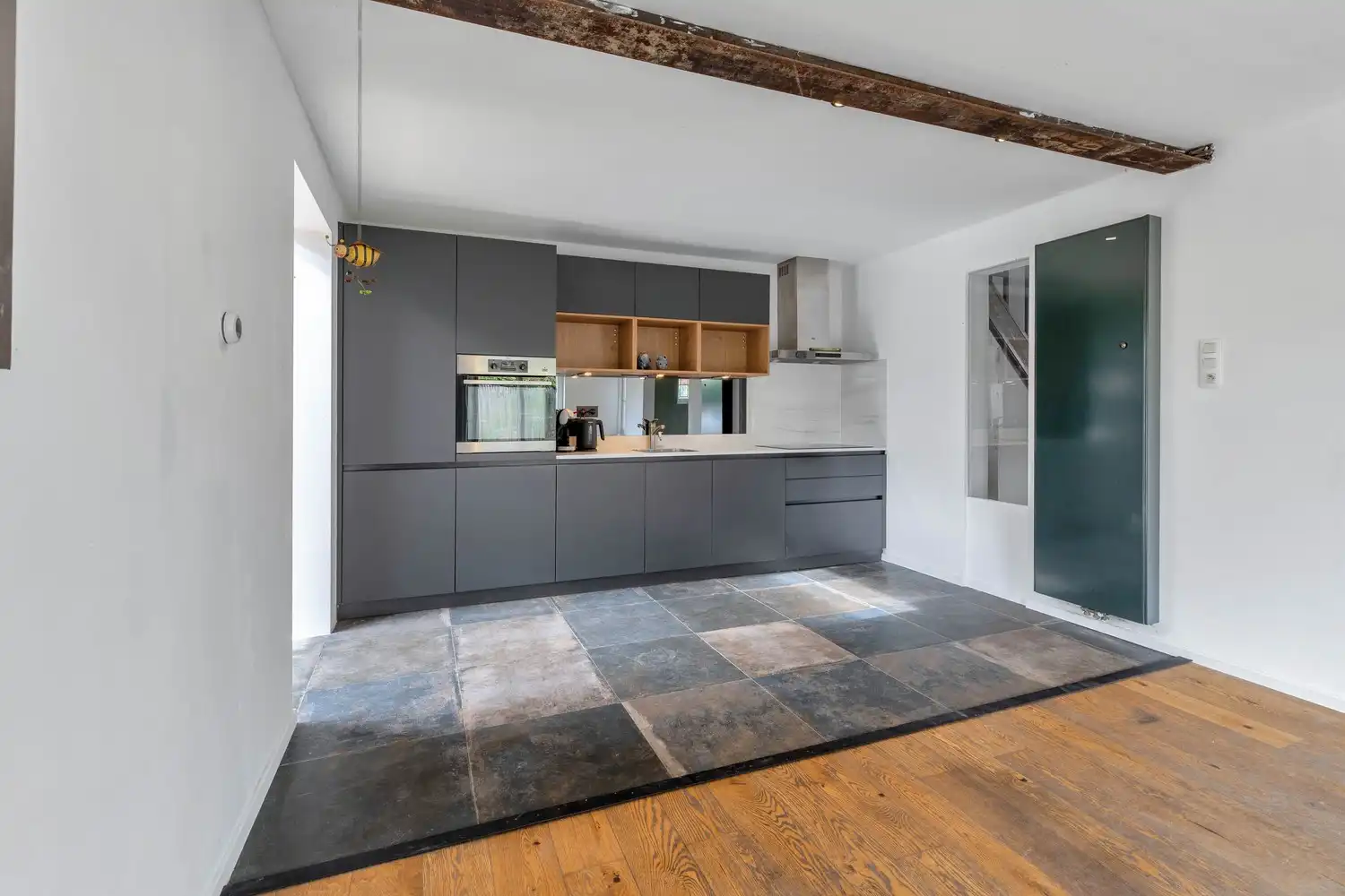 Karaktervolle woning met veel mogelijkheden, een strategische ligging en nabij het Domein Pietersheim foto 12