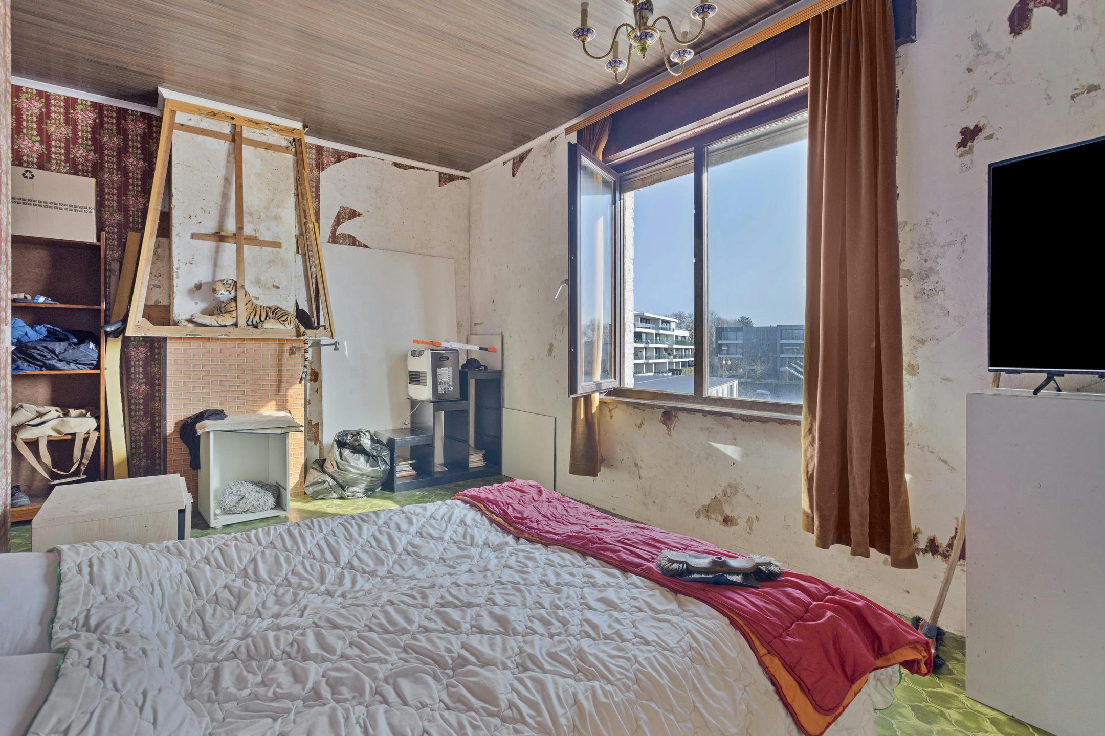 Huis te koop in Ieper met 3 kamers, tuin en garage foto 19