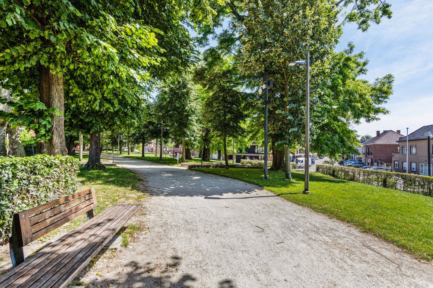 Modern appartement met ruim terras in centrum Sint-Truiden foto 8