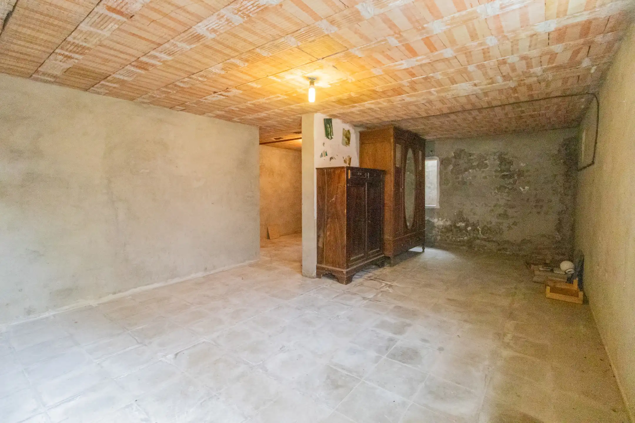 KORTENBERG- zeer ruime driegevel-woning op perceel van 11a foto 18