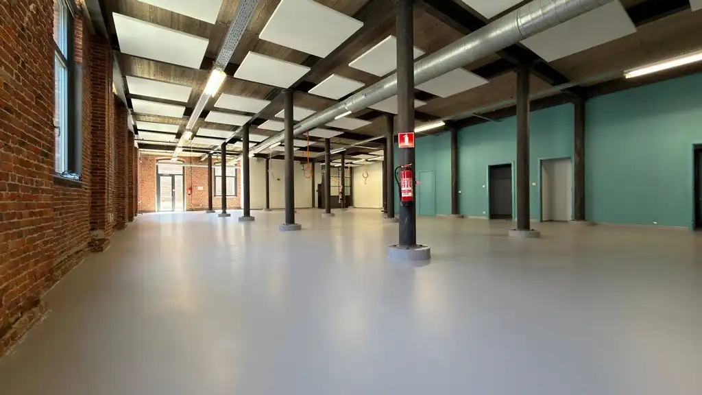 Uniek loftkantoor te huur nabij 't Eilandje in Antwerpen foto 9
