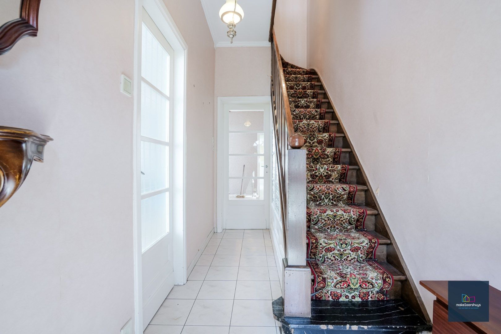 Centraal gelegen te renoveren woning in rij met tuin te Mariakerke foto 13