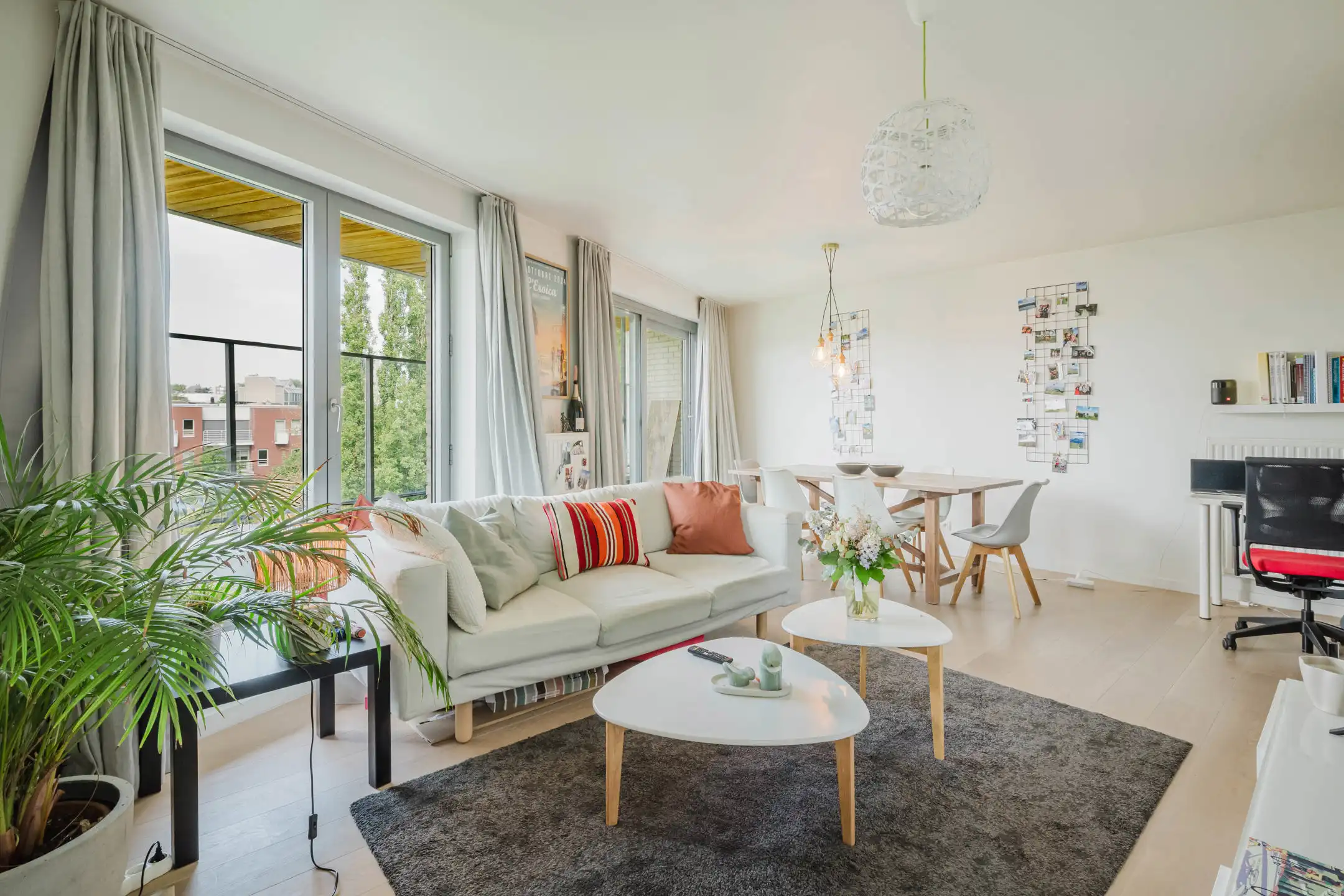 Dakappartement met één slaapkamer en ruim hoekterras te Gent foto 3