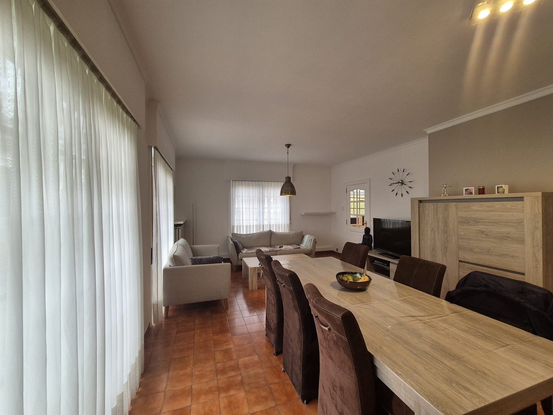 Gunstig gelegen gezellige bungalow met 3 slaapkamers. foto 5