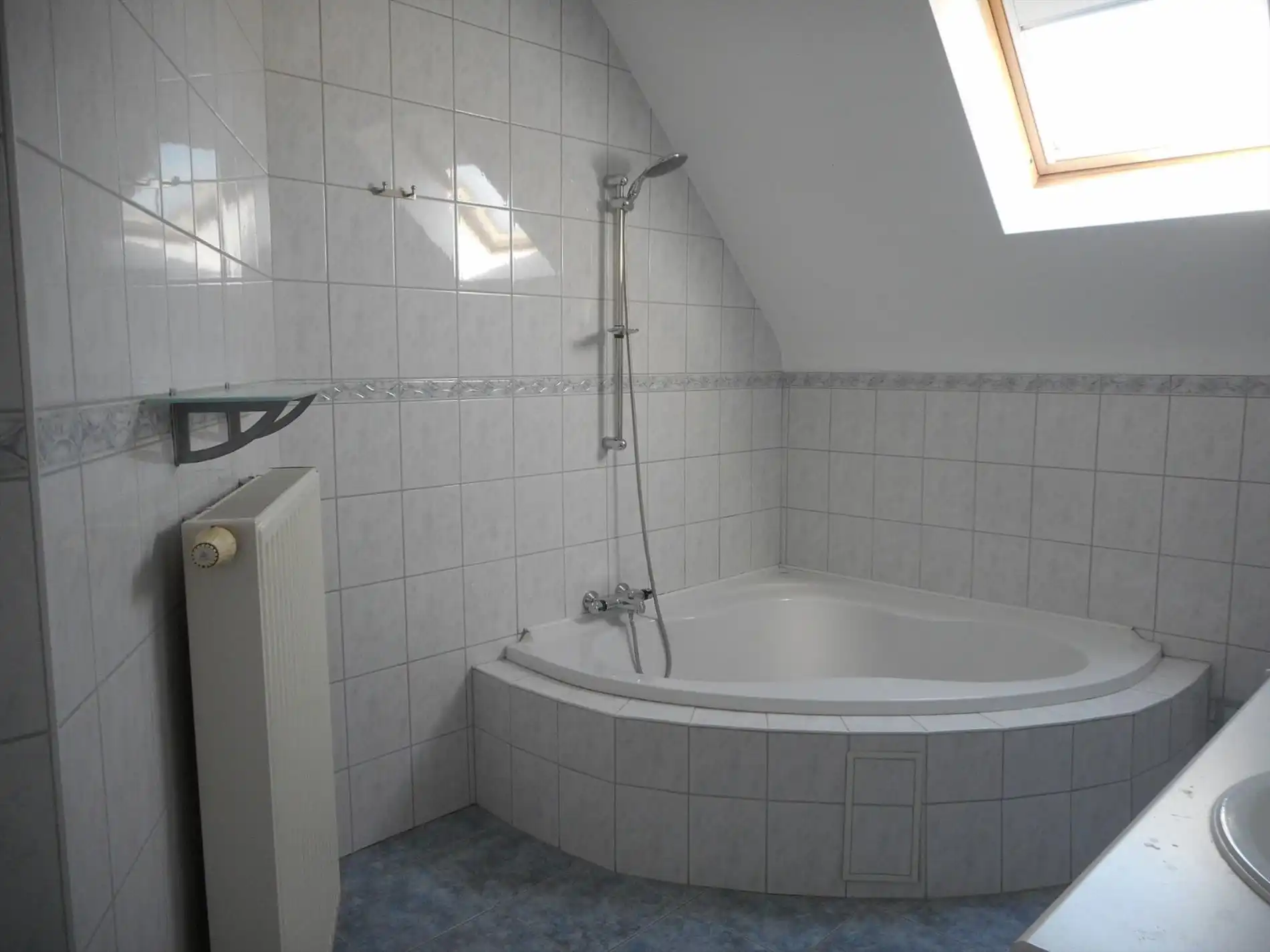 APPARTEMENT te Diest : 2 slpks, terras en staanplaats foto 8