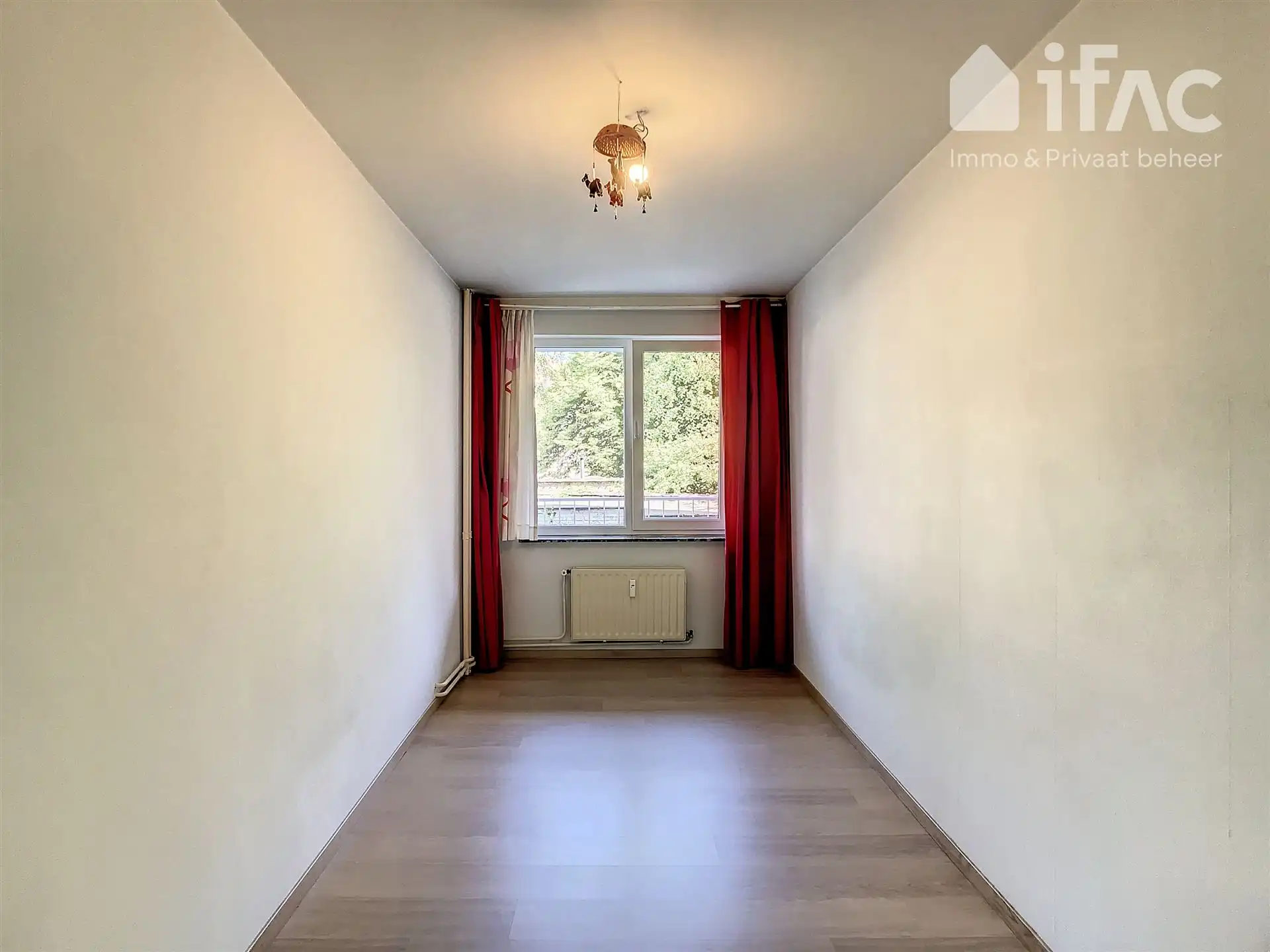Ruim en goed gelegen appartement foto 14