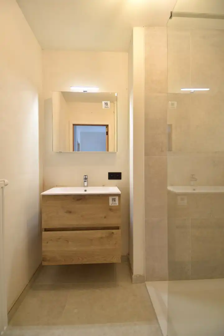 Gelijkvloers appartement te koop met 2 slaapkamers en tuin in Helkijn foto 11