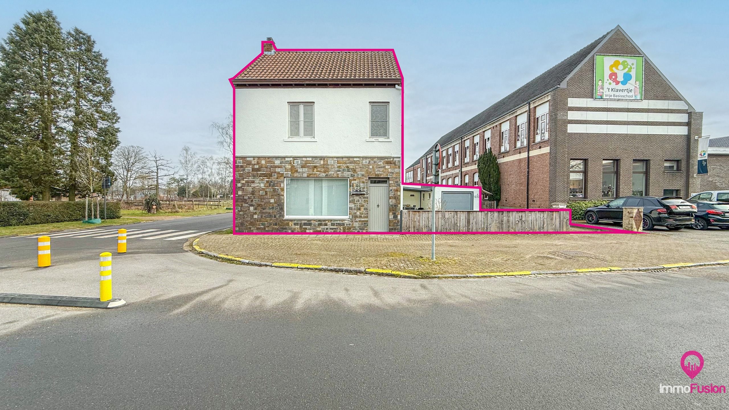 Hoofdfoto van de publicatie: Rustig gelegen woning met 3 slpks in het hart van Koersel!