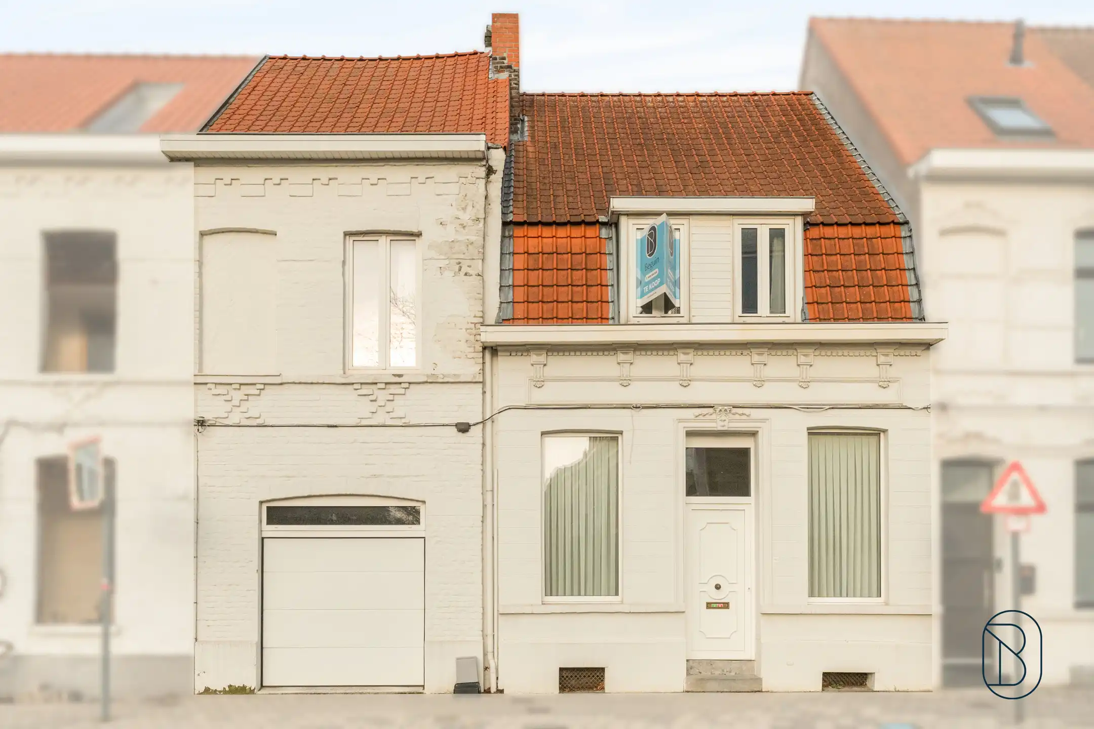 Topgelegen op te frissen woning met 5 slk en handige garage foto 17