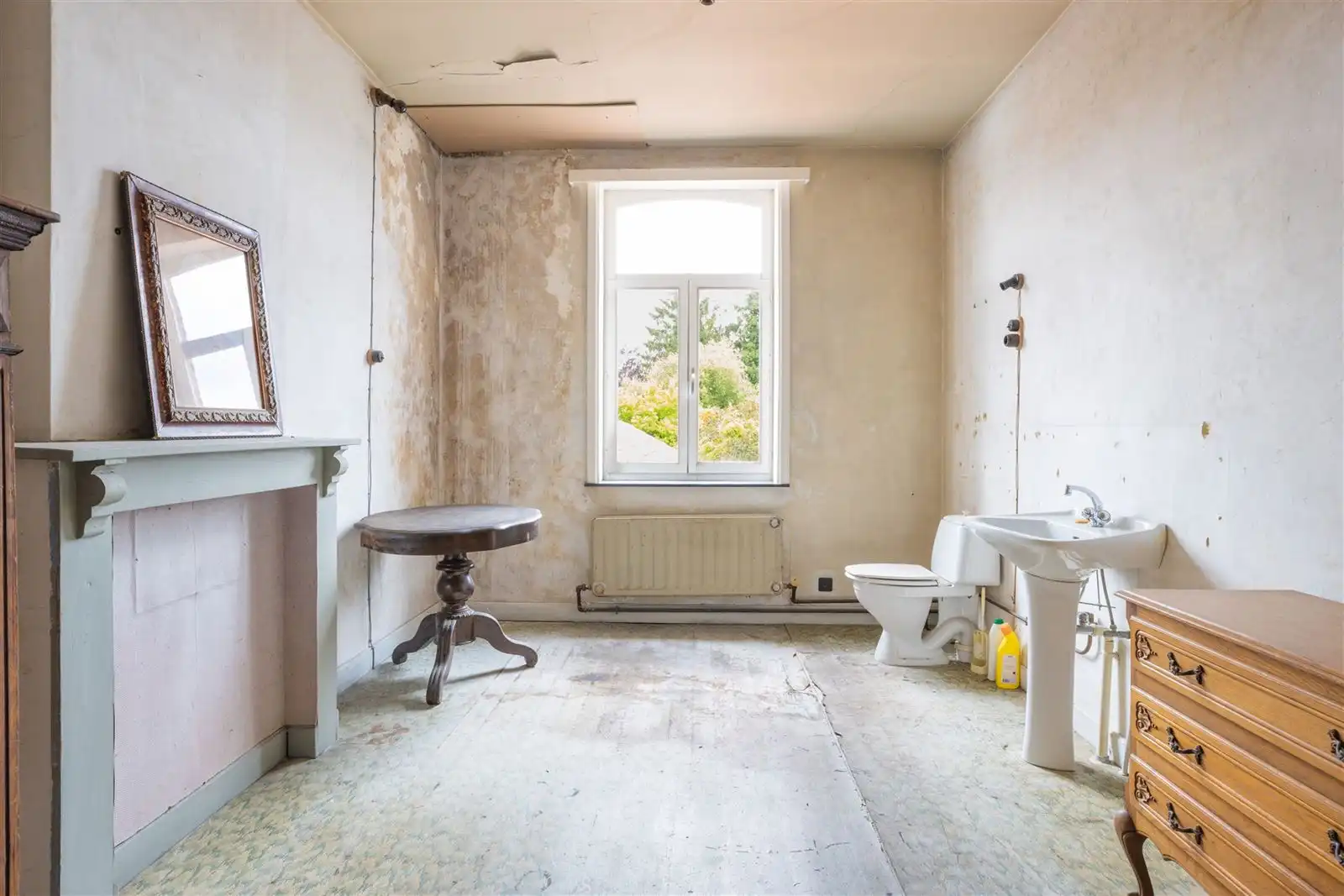 Te renoveren woning met ruime garage in centrum Zottegem! foto 15