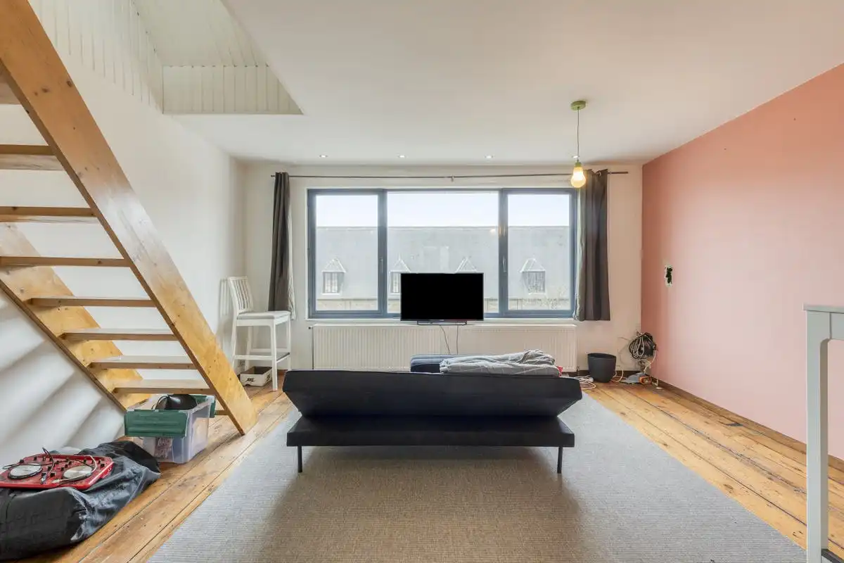 Hoofdfoto van de publicatie: Appartement te koop aan het Hessenplein in Antwerpen