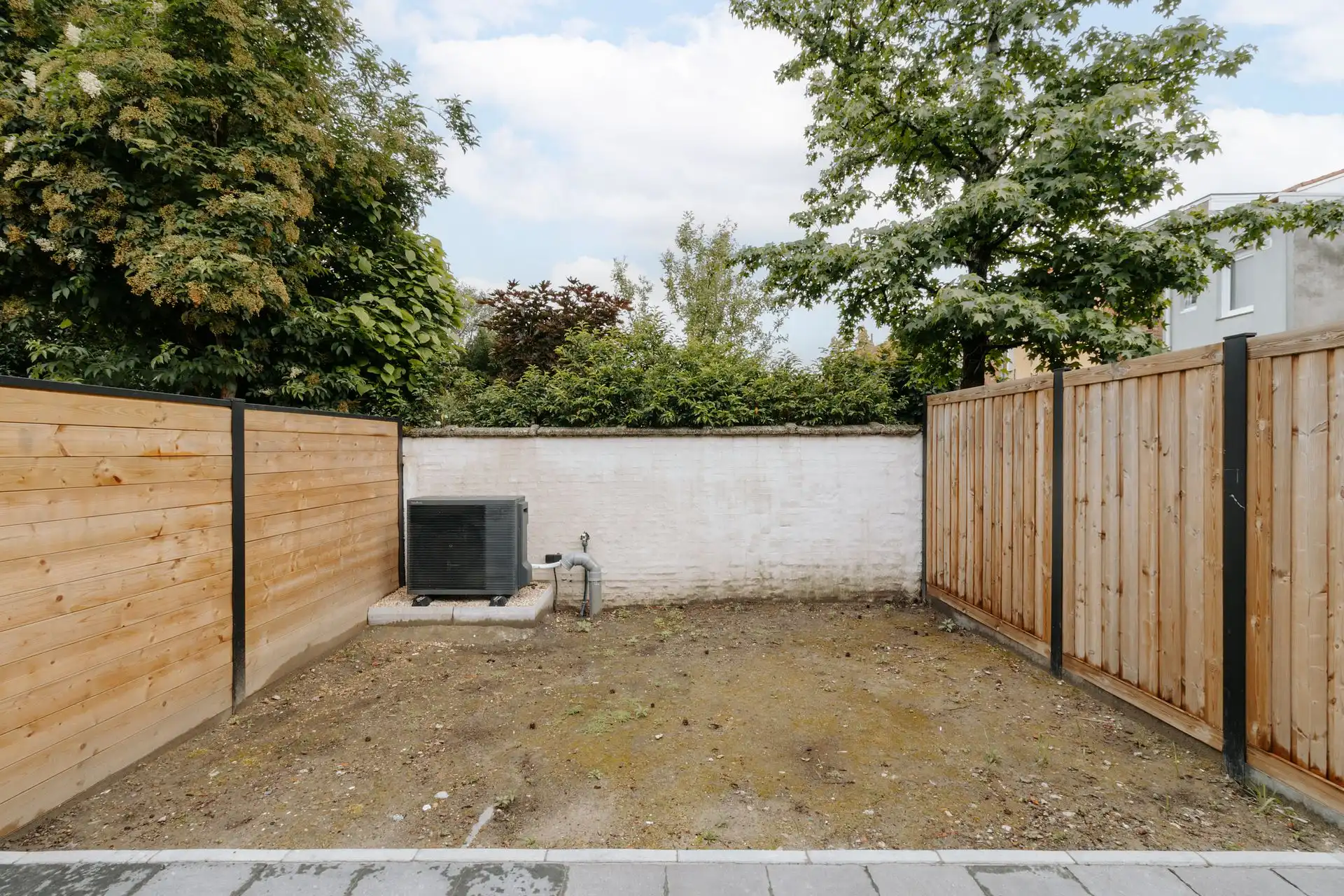 Prachtig gerenoveerde woning met 3 slaapkamers en tuin foto 20