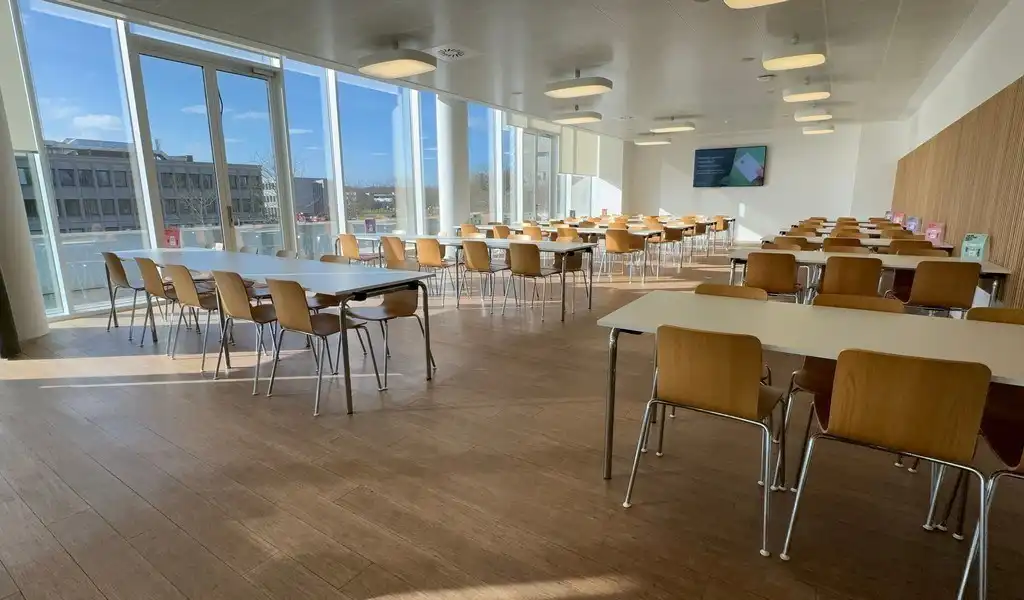 Gemeubelde kantoren met dienstverlening  in AA Tower in Gent foto 15