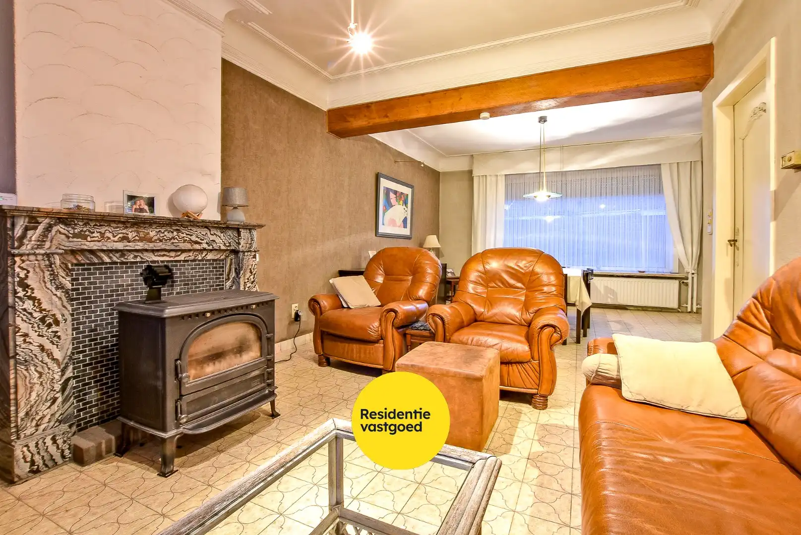 Te renoveren boerderij op een perceel van 7.066m² met loods en diverse bijgebouwen foto 4