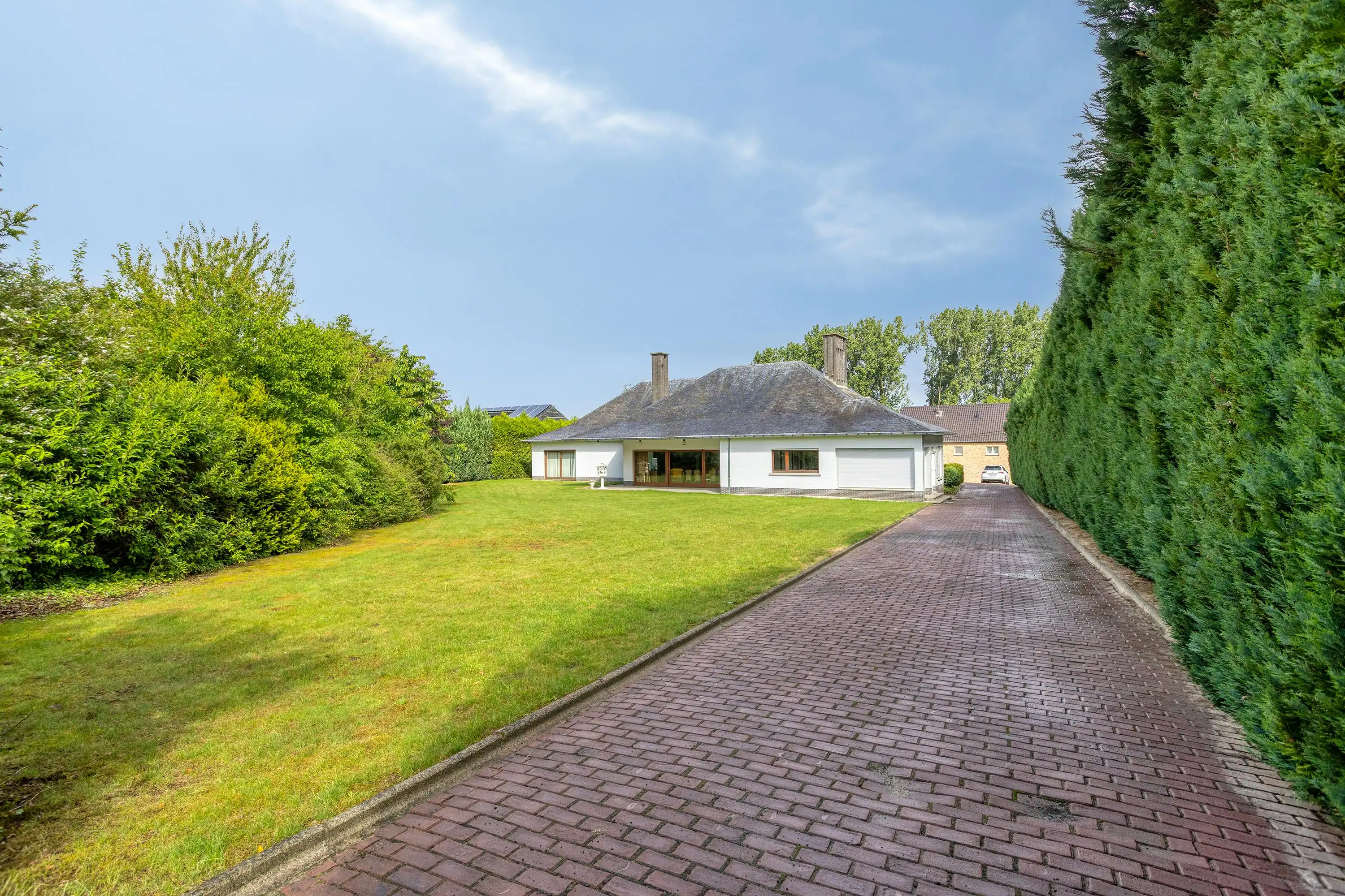Mooi gelegen landhuis te koop in Meerbeke foto 30