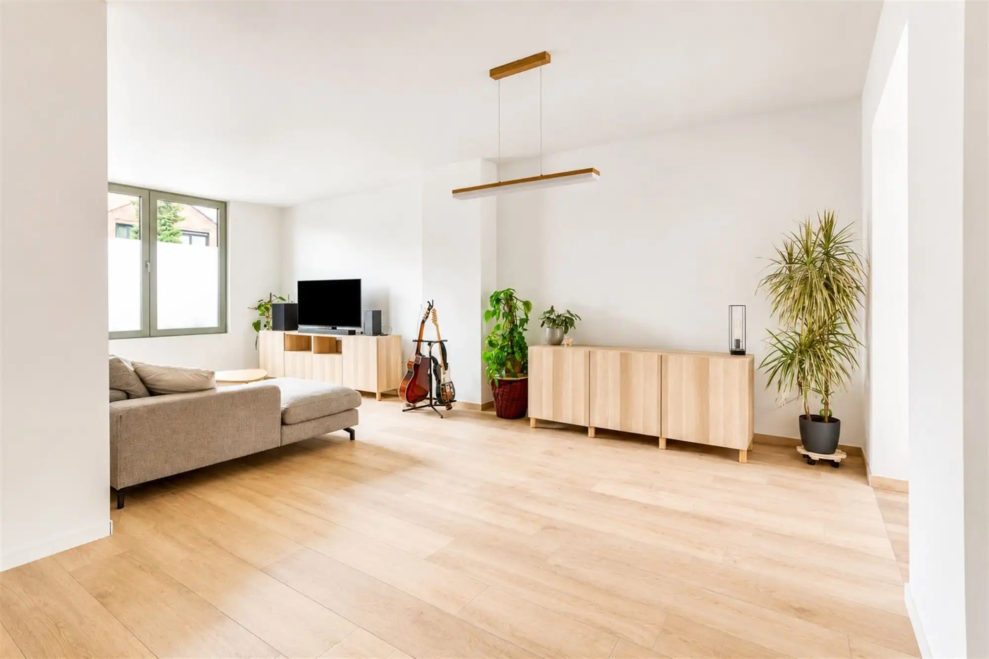 Charmant huis met 3 slaapkamers en tuin in Berchem foto 3
