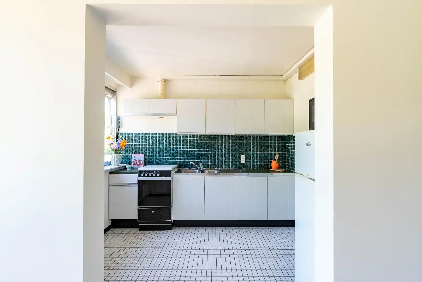 Appartement met 2 slpk., garage en rustgevend groen uitzicht foto 6