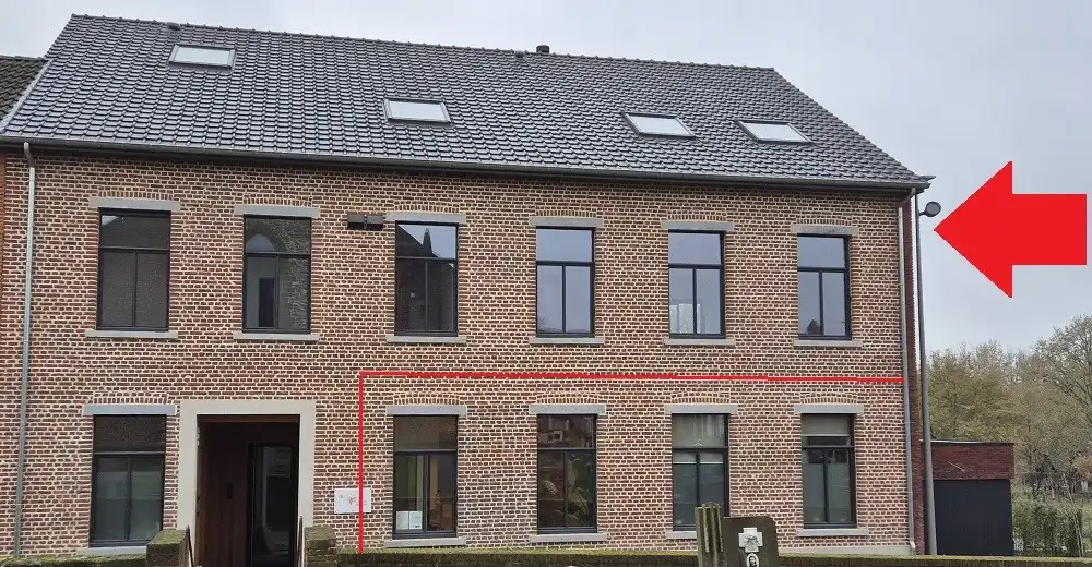 Uitzonderlijk ruime woning met hoogwaardige afwerking, lift en geavanceerde technologie foto {{pictureIndex}}
