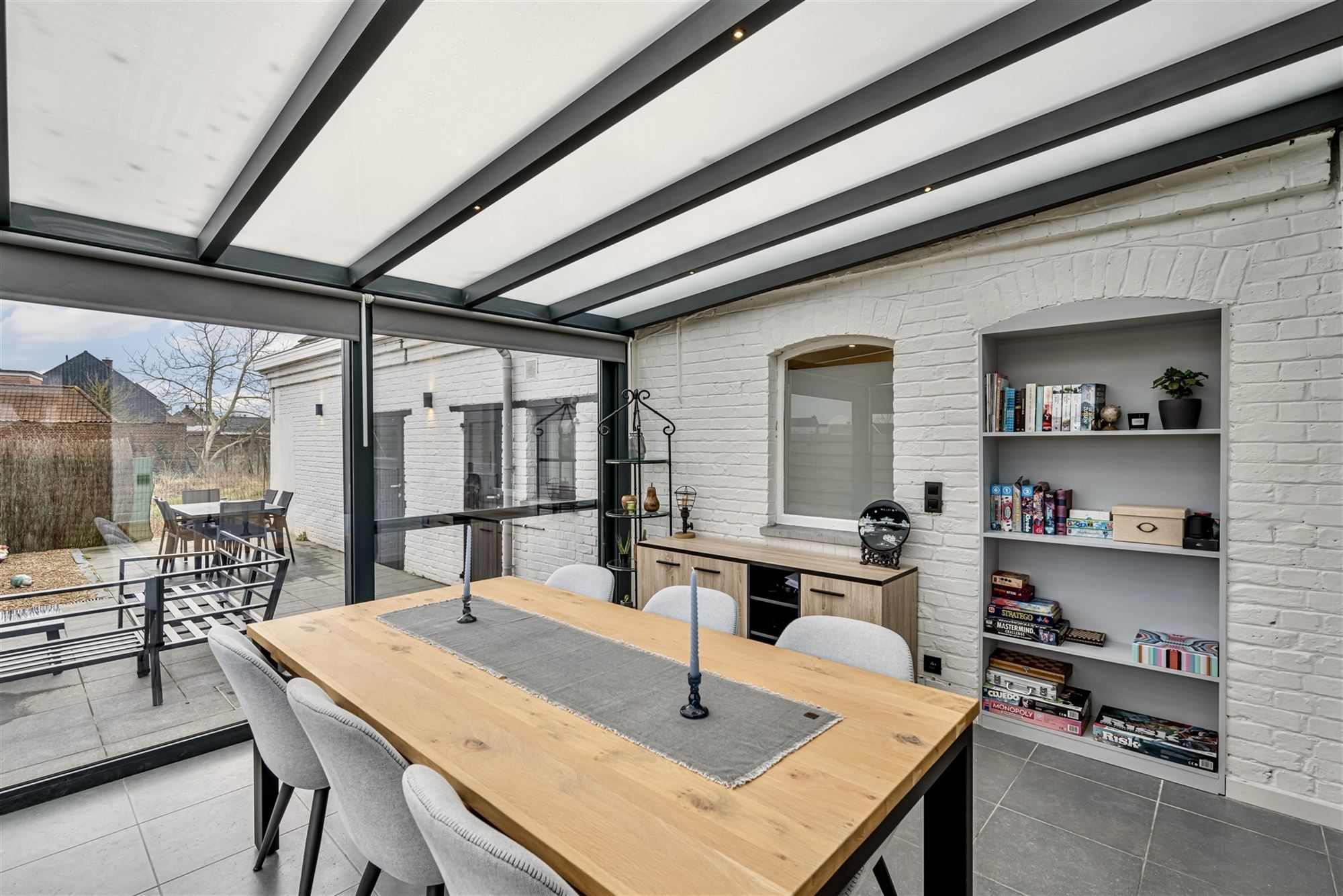 Perfecte instapklare halfopen woning met 3 slpks en tuin foto 10