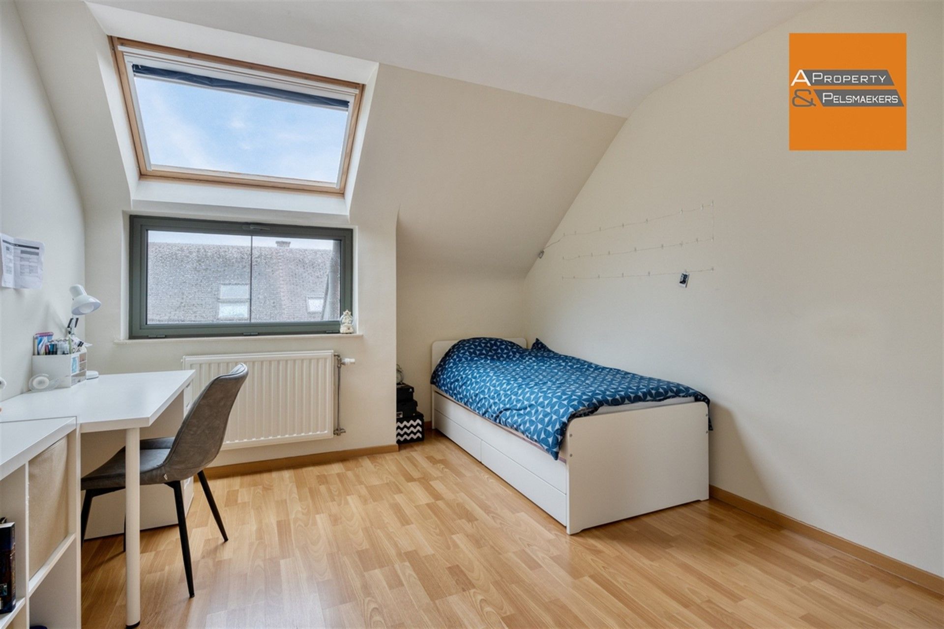 Duplex met 3 slaapkamers, terras en garagebox foto 11