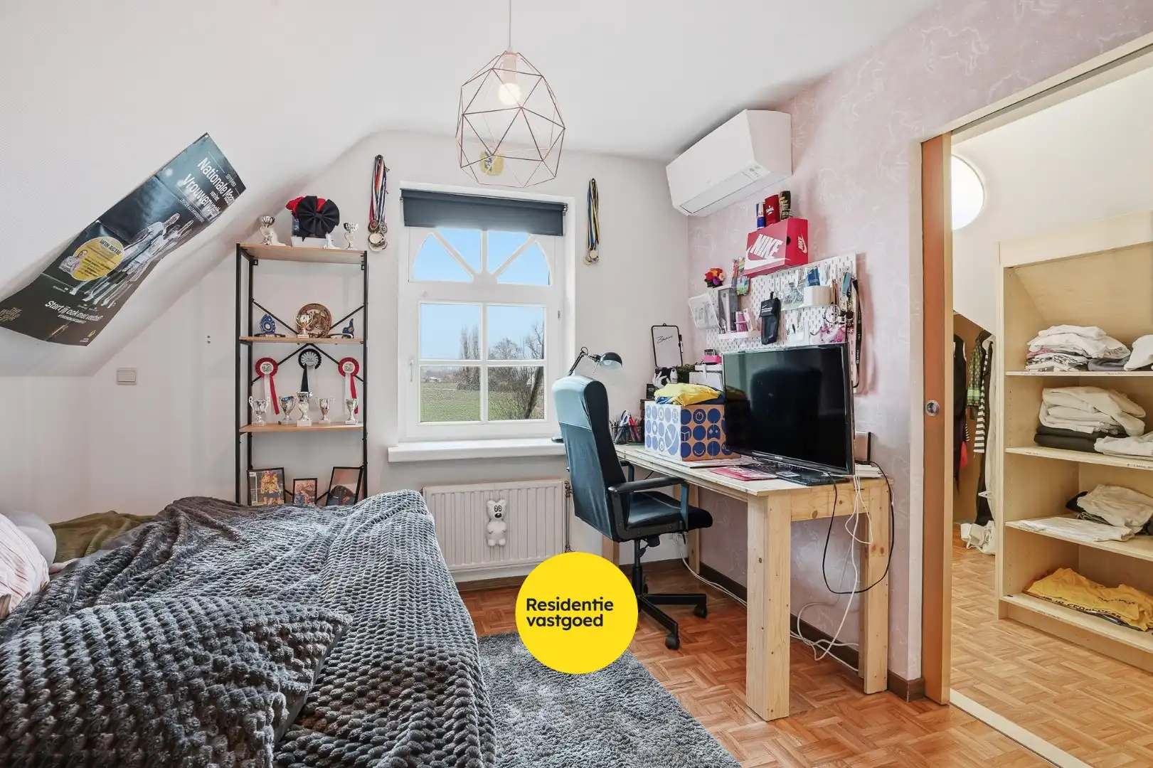 Landelijk gelegen villa met loods in Aartrijke foto 20