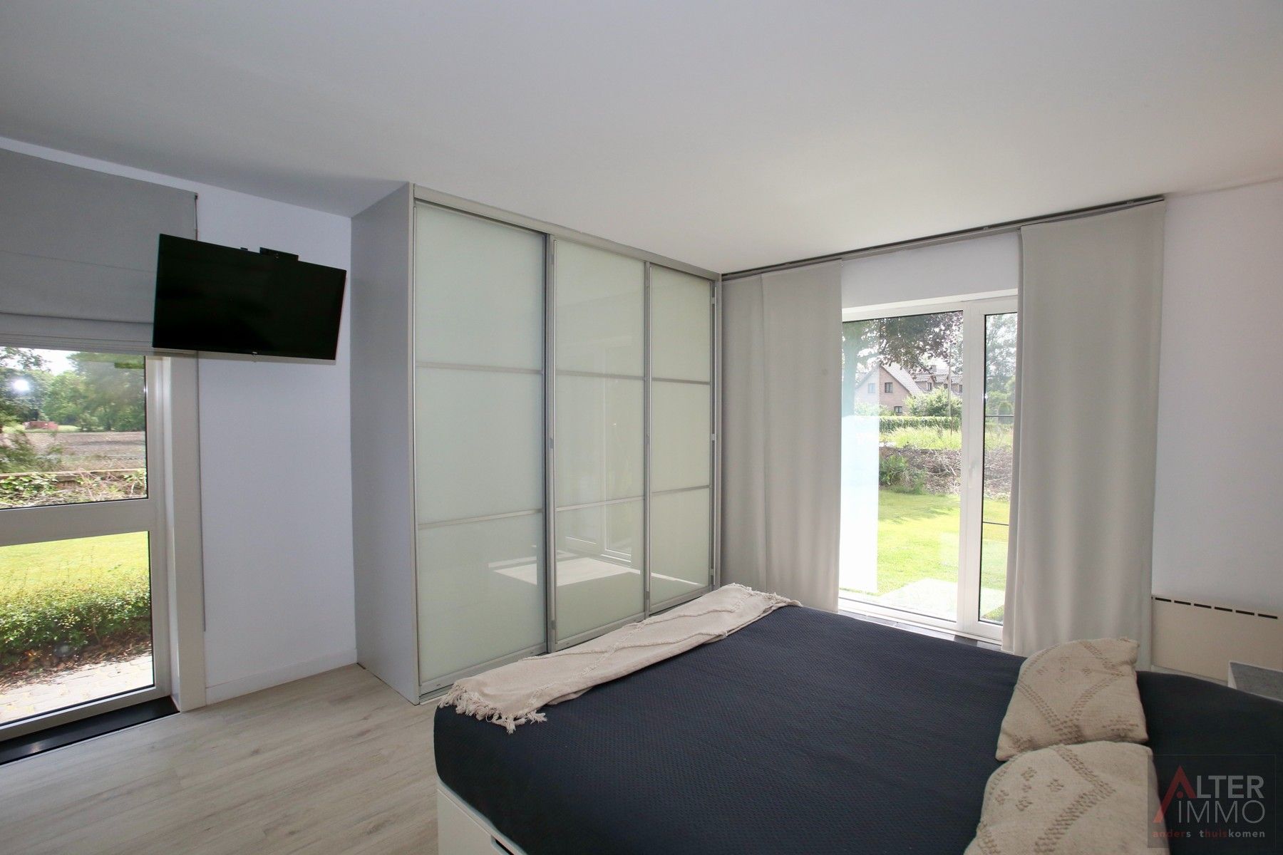 Tijdloze, instapklare en gerenoveerde woning (258m² netto bewoonbare opp.) op 10a 59ca! foto 14