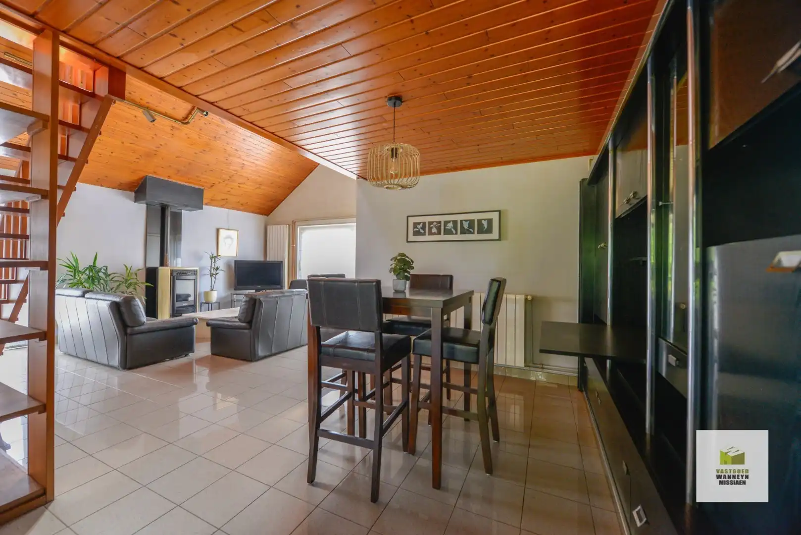 Vrijstaande woning op 700m2 met 3 slpk en zonnige tuin in woonwijk  foto 8