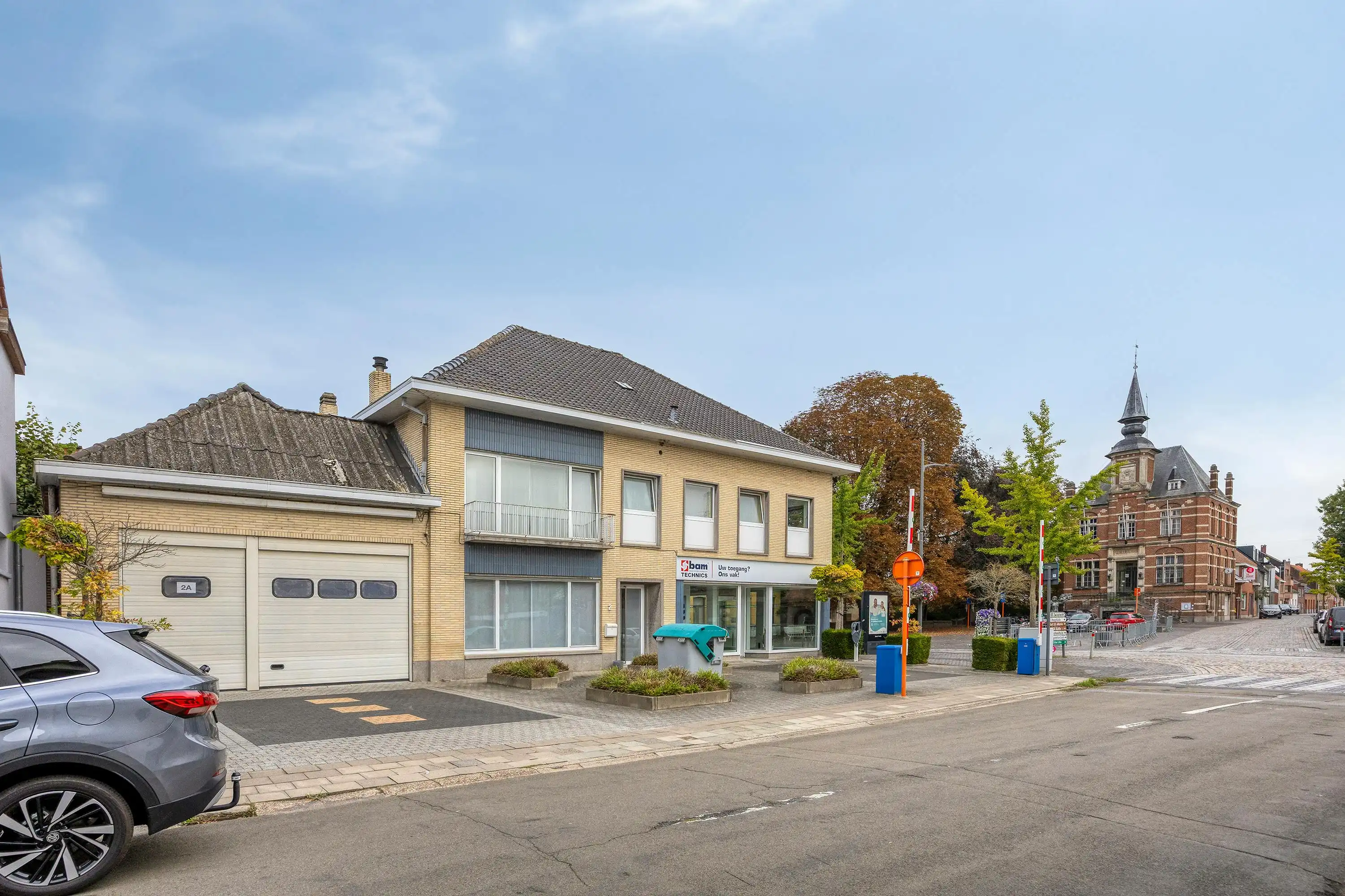 Veelzijdig eigendom met ruime woning, handelspand en magazijn foto 48
