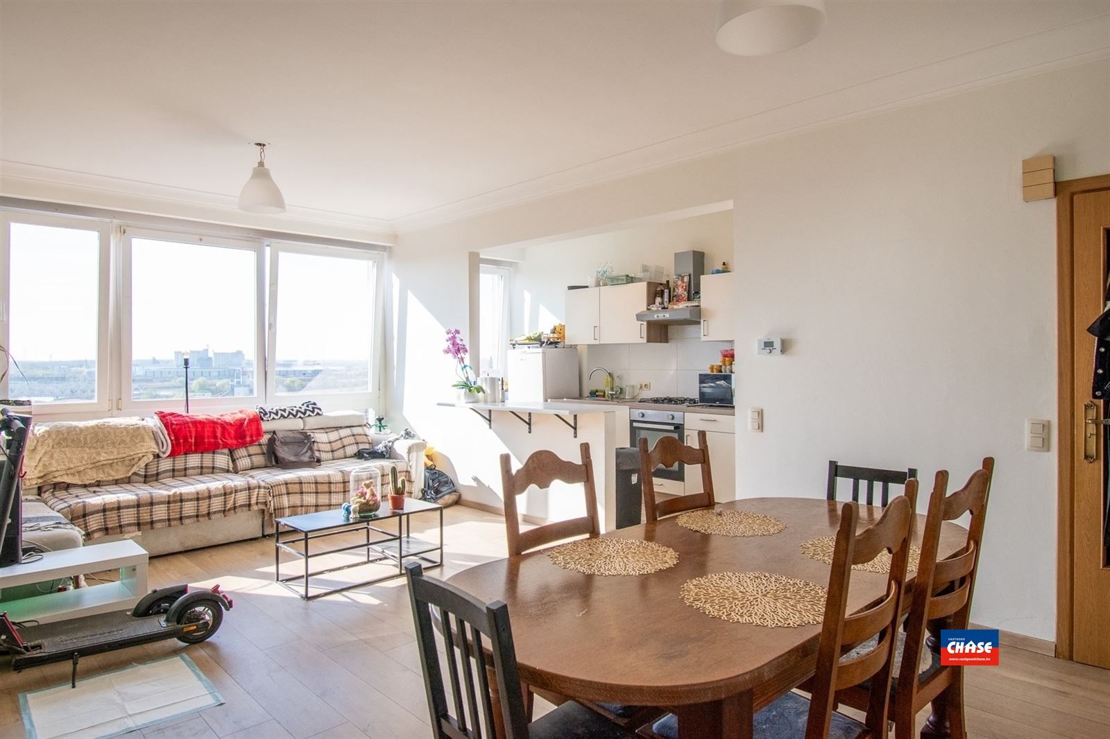 Recent gerenoveerd appartement met 2 slaapkamers en mooi panoramisch uitzicht foto 2