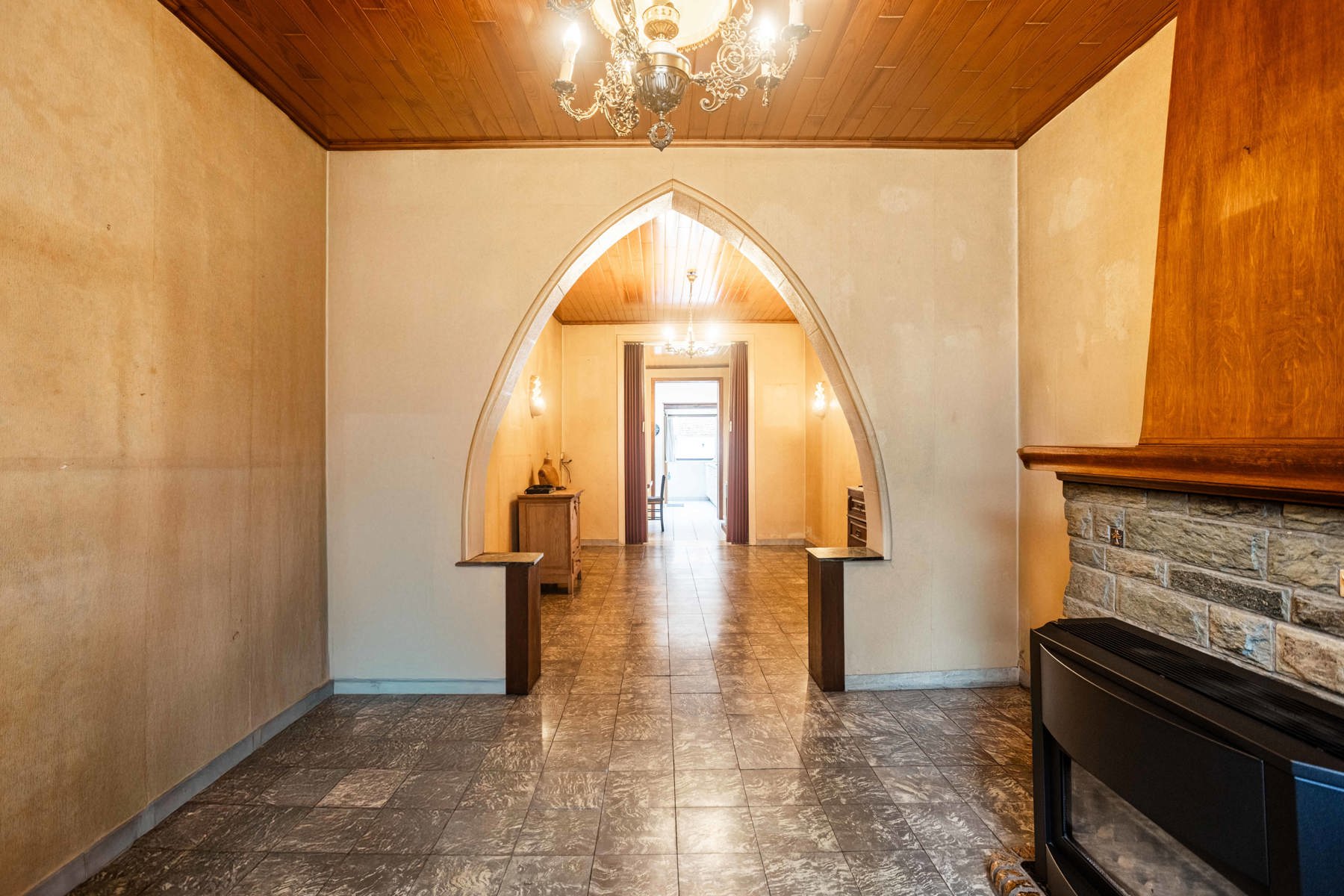 Rijwoning in centrum Aalst foto 4