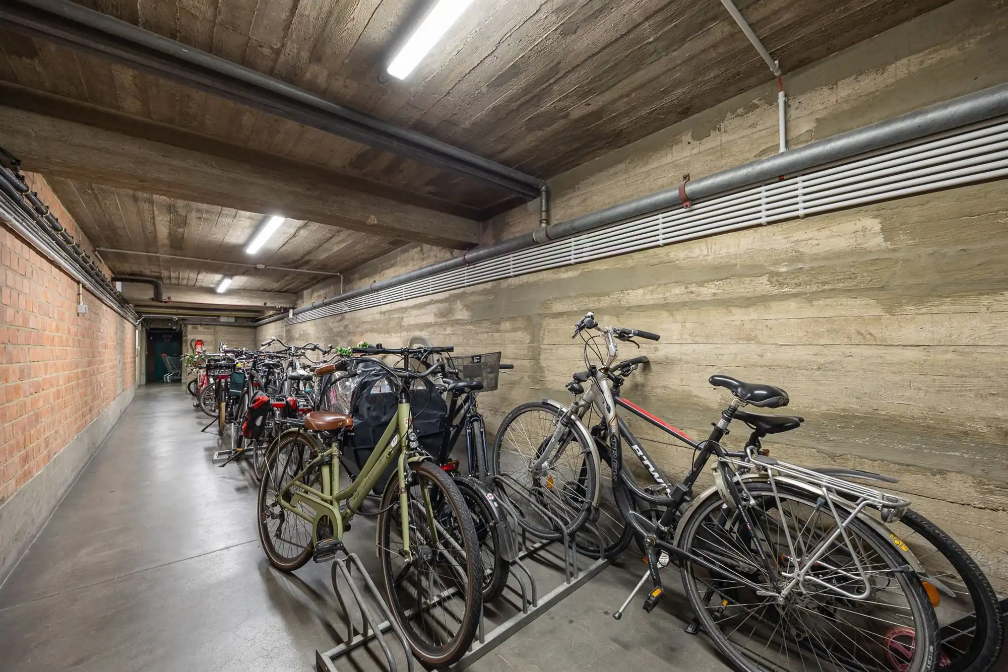 drieslaapkamerappartement met prachtig zicht foto 23