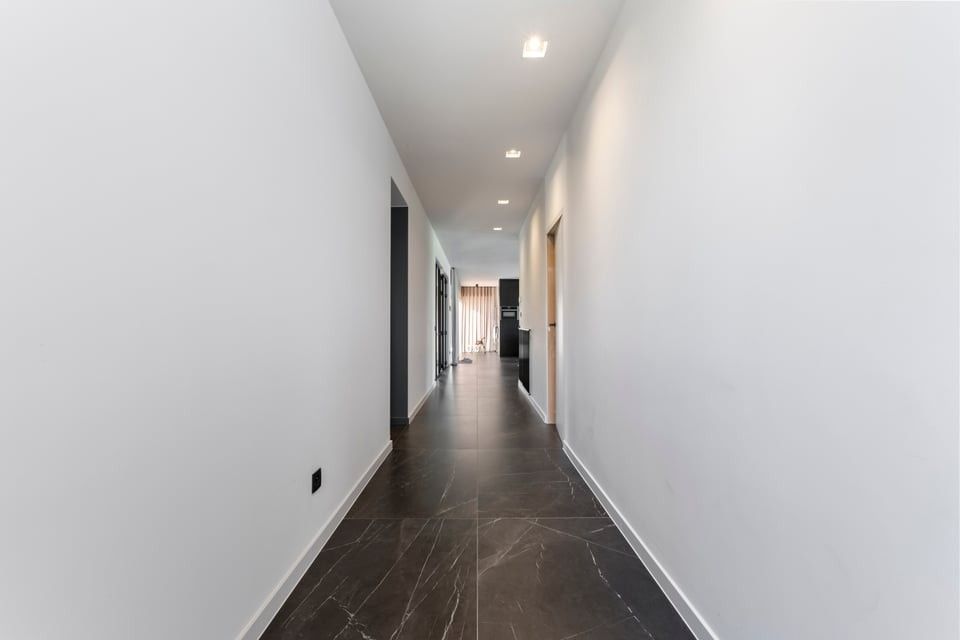 UNIEKE LUXUEUZE VILLA OP EEN PRACHTIG PERCEEL VAN 28A50CA IN SINT-TRUIDEN foto 14