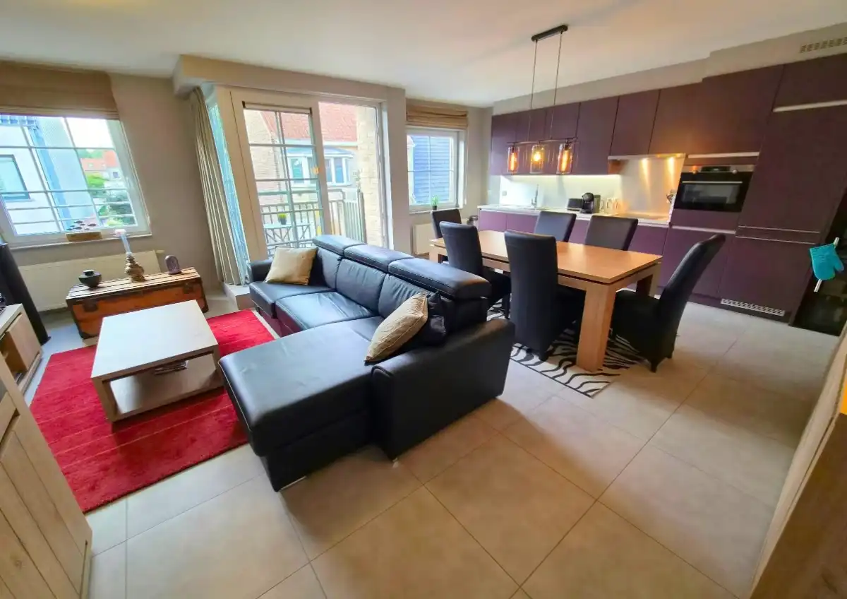 RECENT APPARTEMENT TE KOOP TE DE PANNE foto {{pictureIndex}}