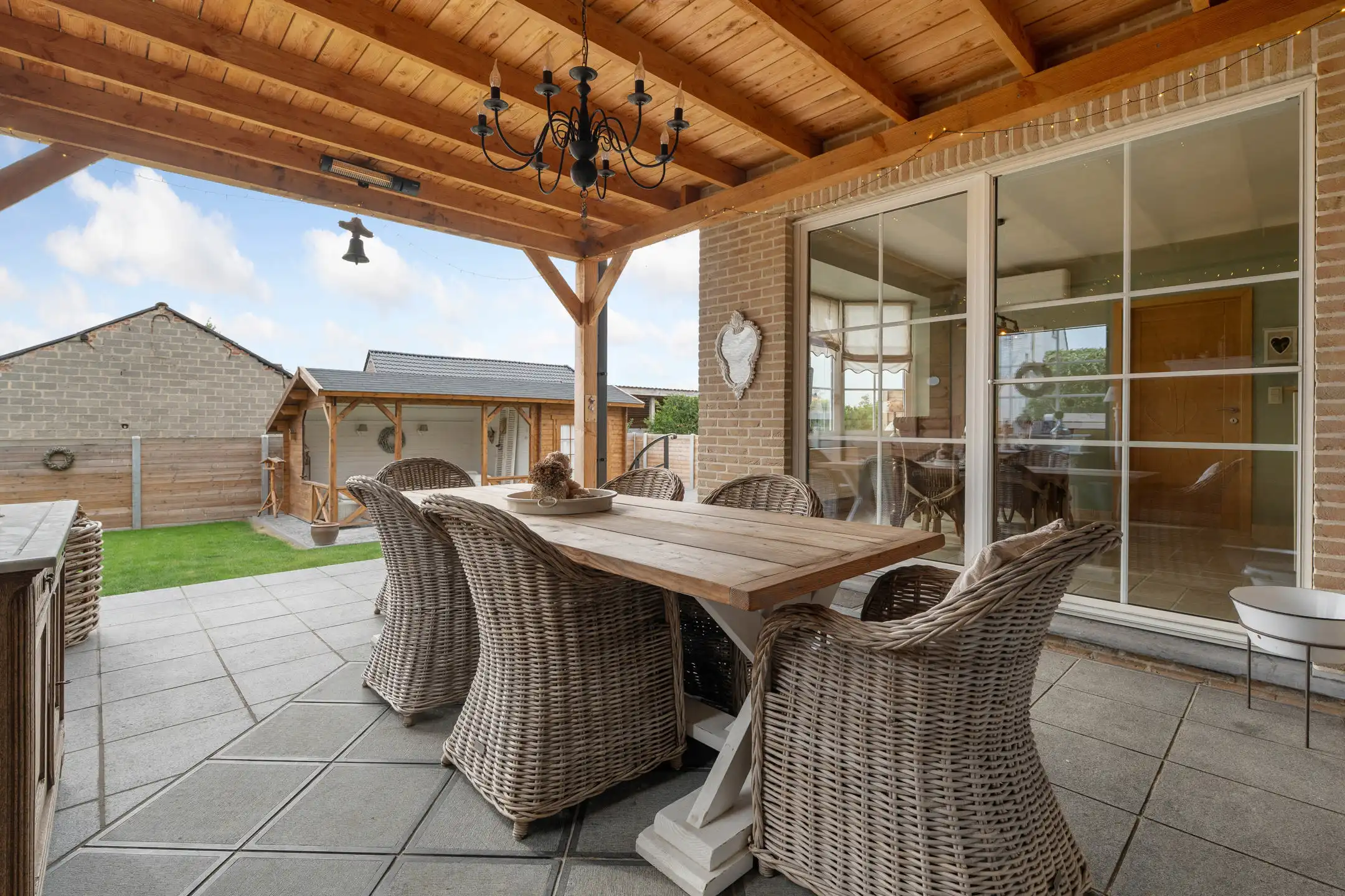 Prachtige instapklare woning in landelijke stijl foto 8