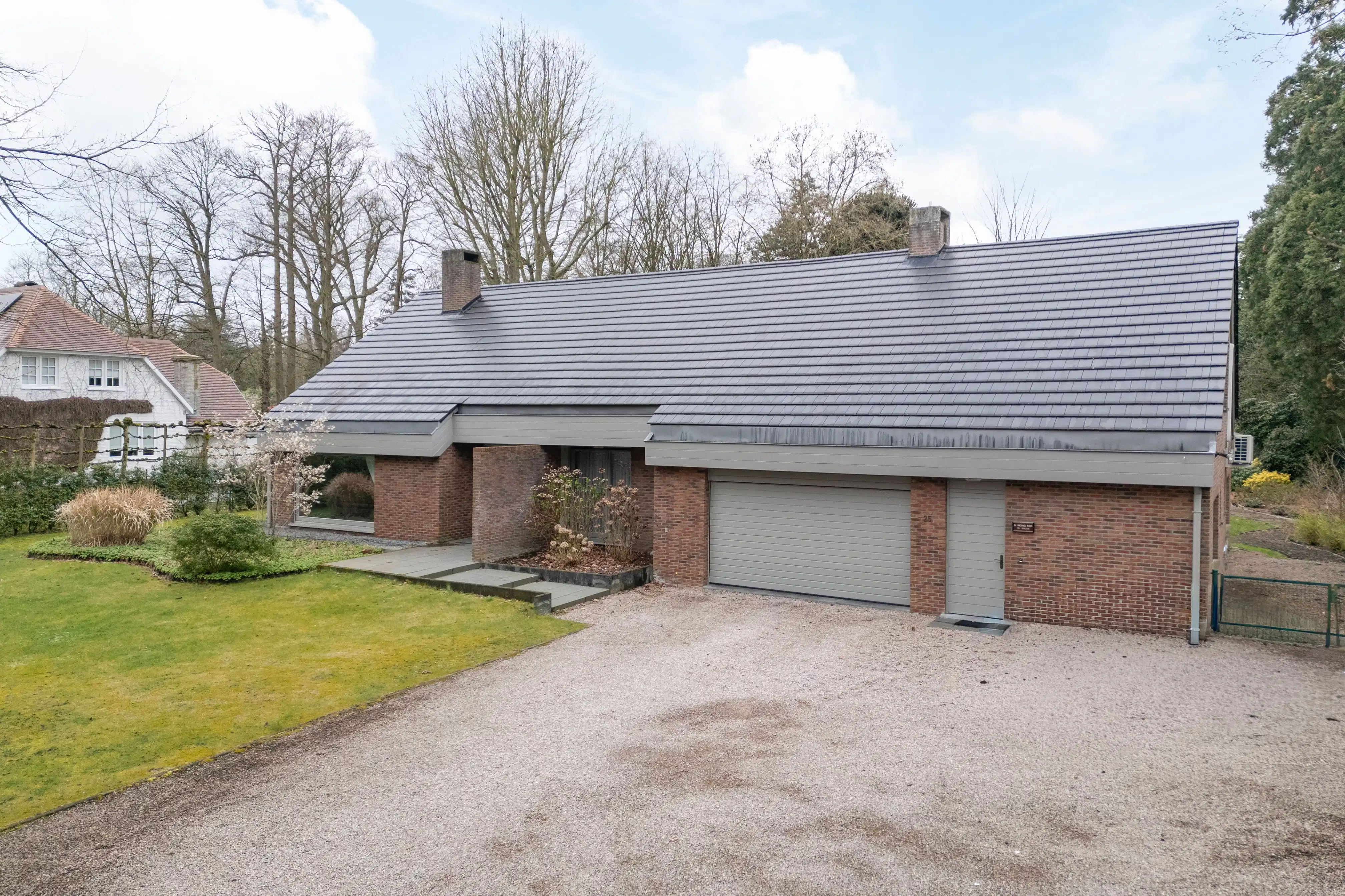 Ruime villa met praktijkruimte op toplocatie in Schotenhof. foto 30