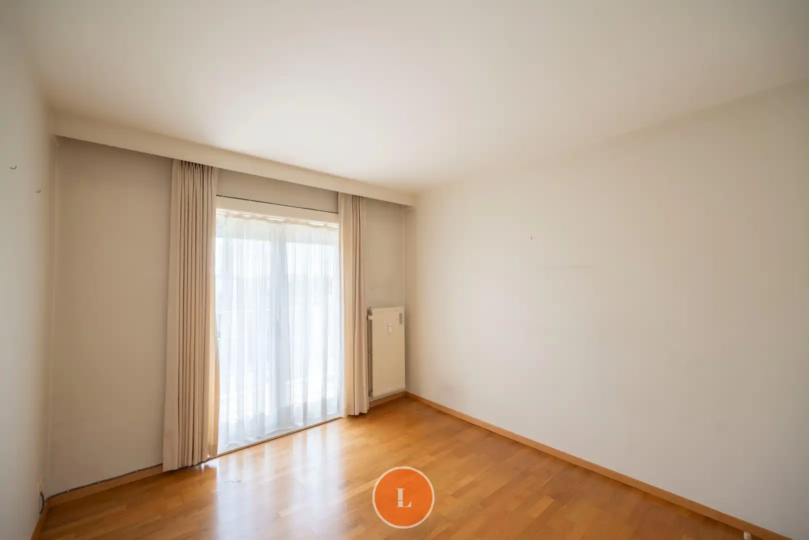 Instapklaar appartement met garage te koop in hartje Harelbeke foto 11