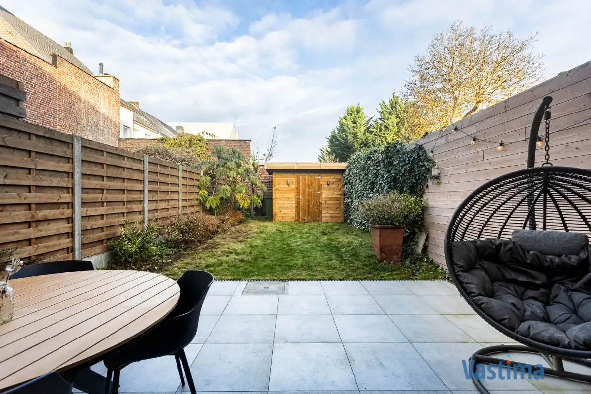 Instapklare, lichtrijke én gerenoveerde gezinswoning foto 14