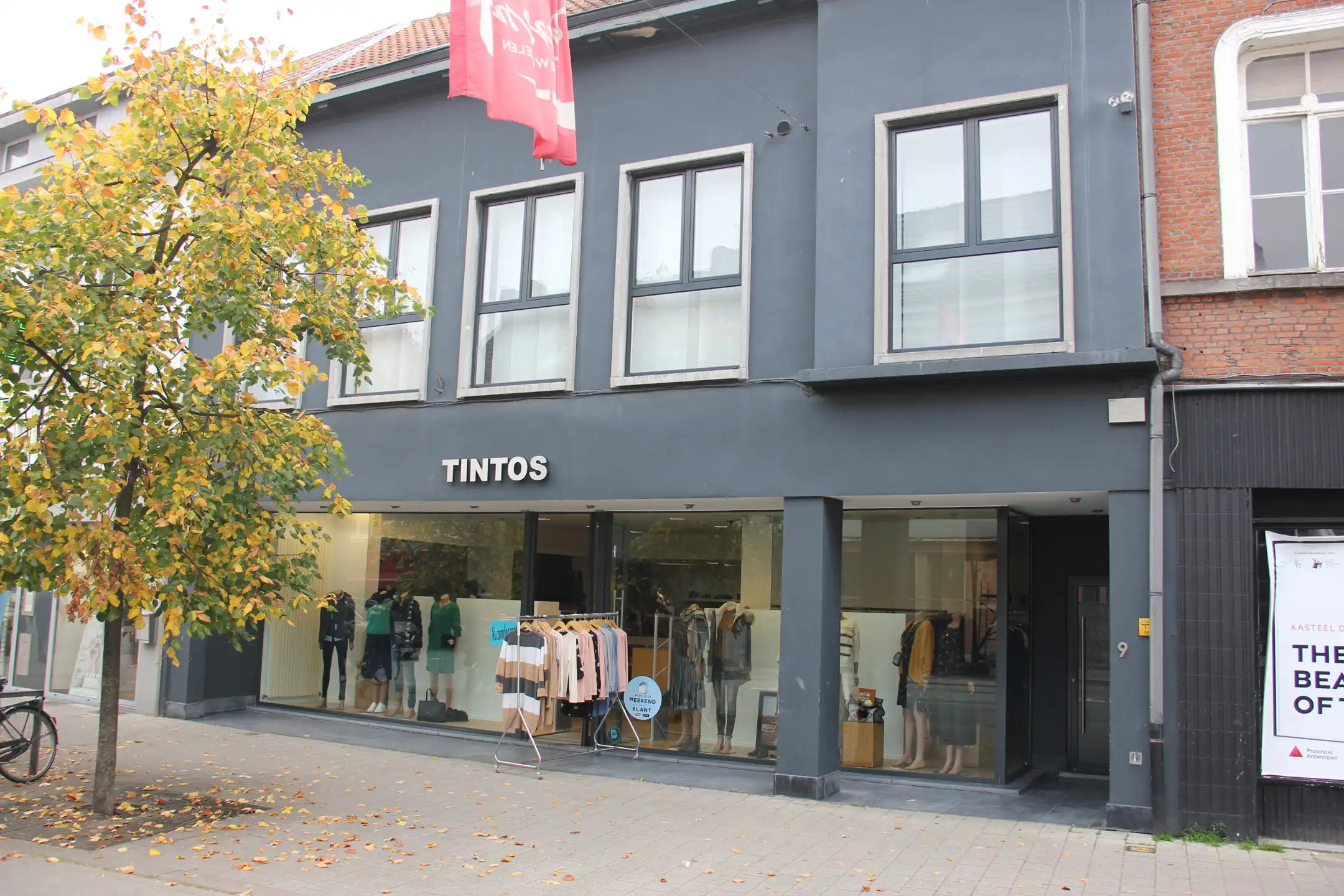 Charmant 2-slaapkamer appartement met terras in centrum Bornem foto {{pictureIndex}}