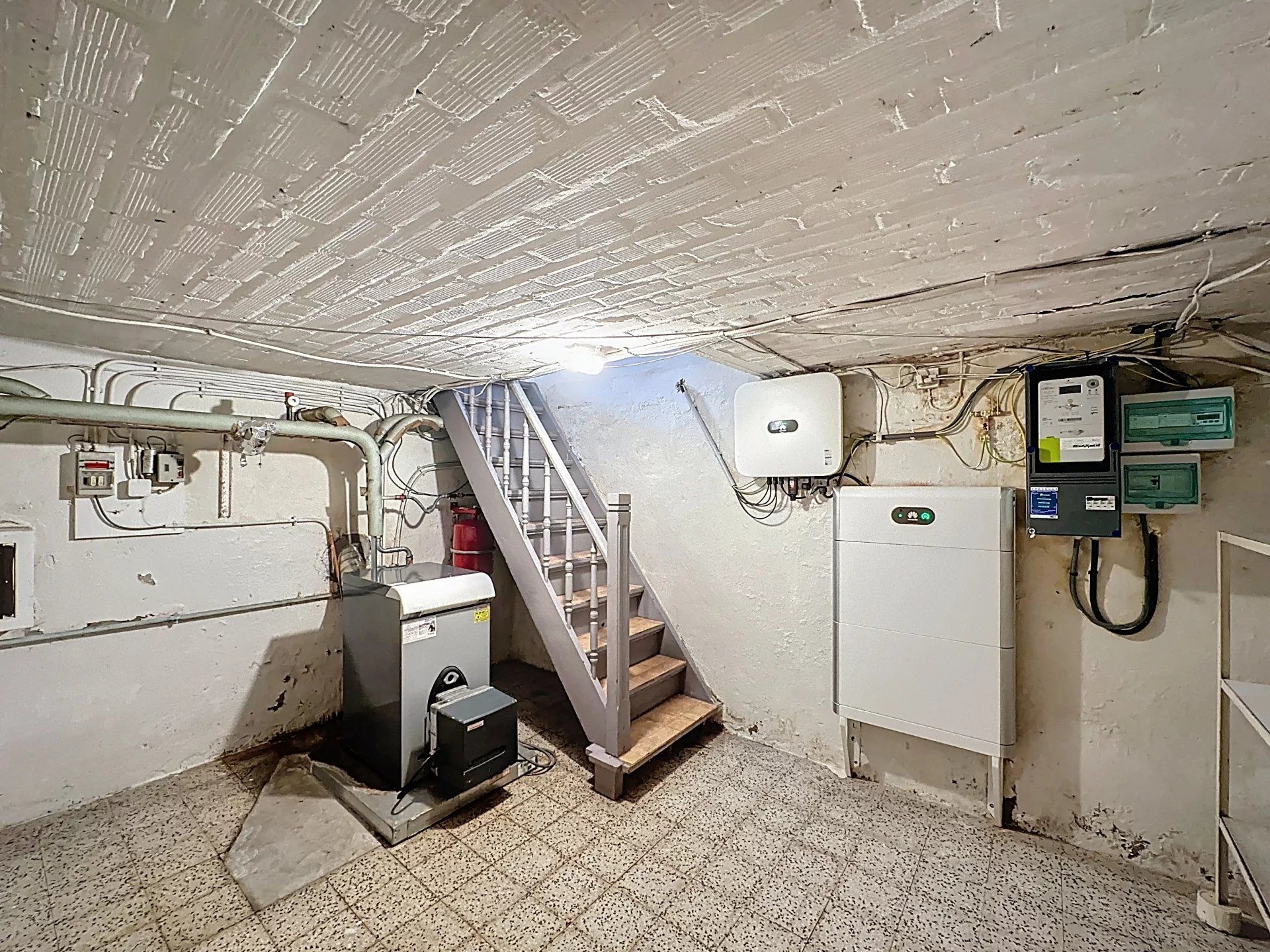 Gerenoveerde woning op groot perceel met 3 slaapkamers, zonnepanelen en thuisbatterij. foto 19