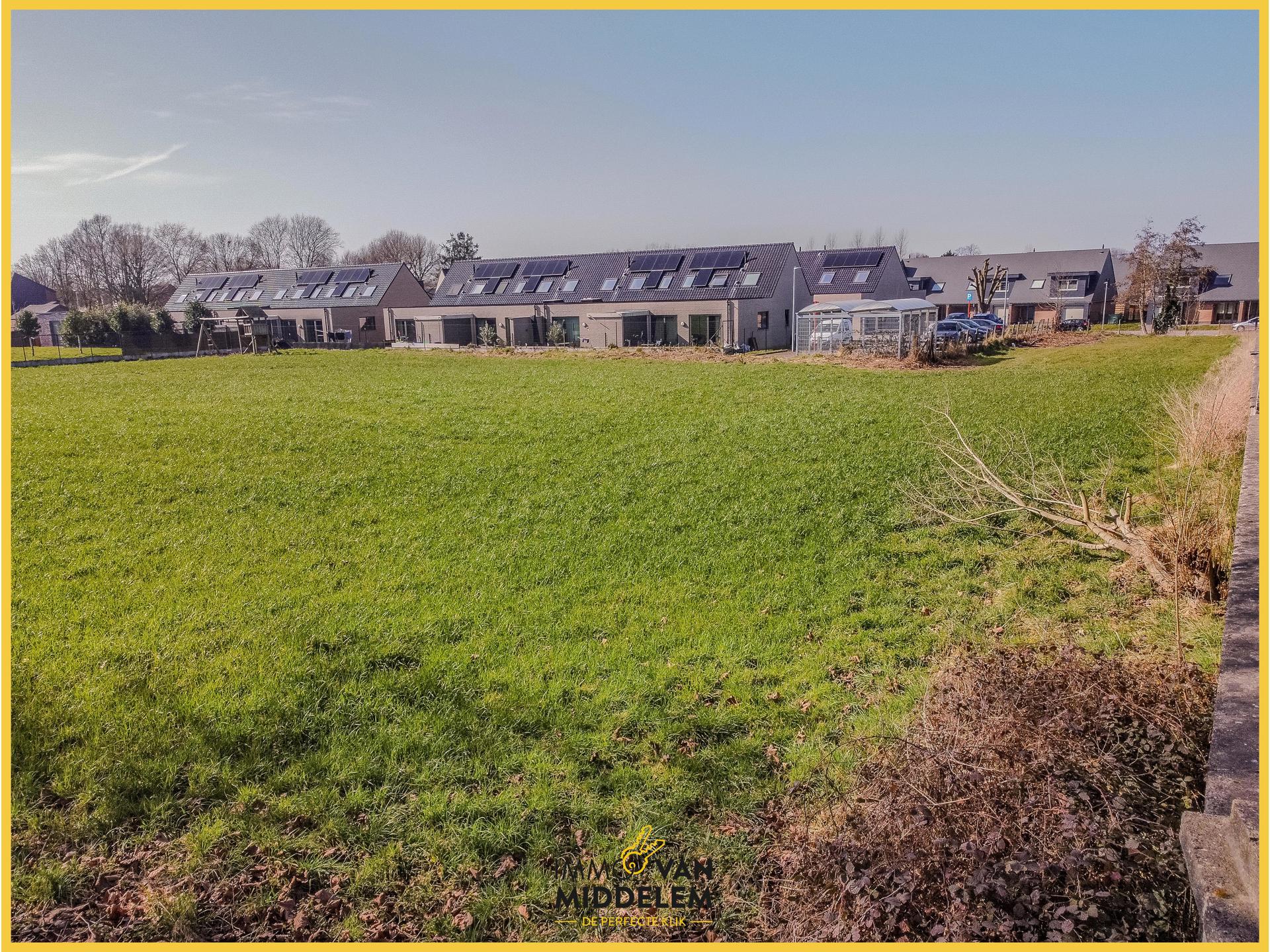 CENTRAAL GELEGEN BOUWGROND VAN +/-5a88ca VOOR HOB foto 5