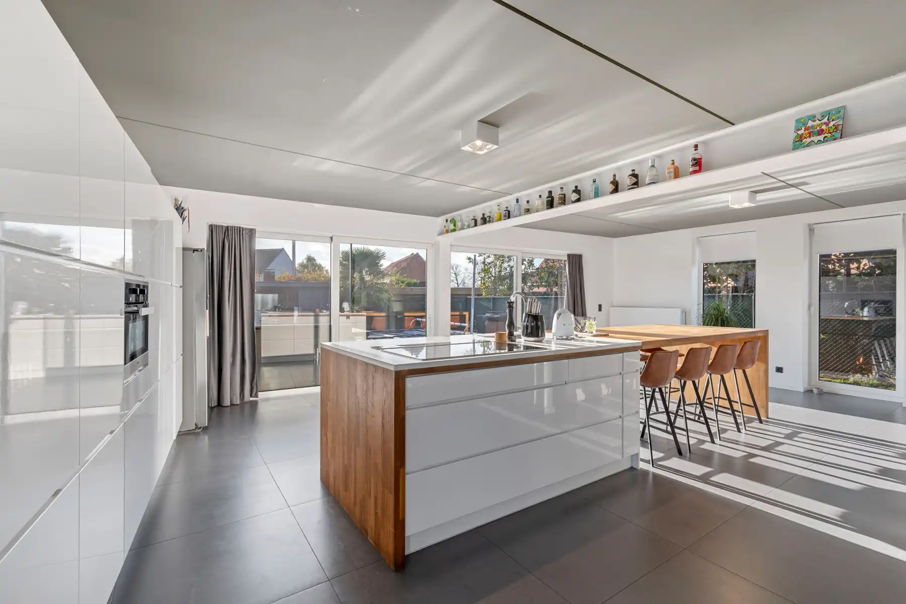 Moderne en exclusieve villa met 4 slpk, zwembad en wellness foto 7