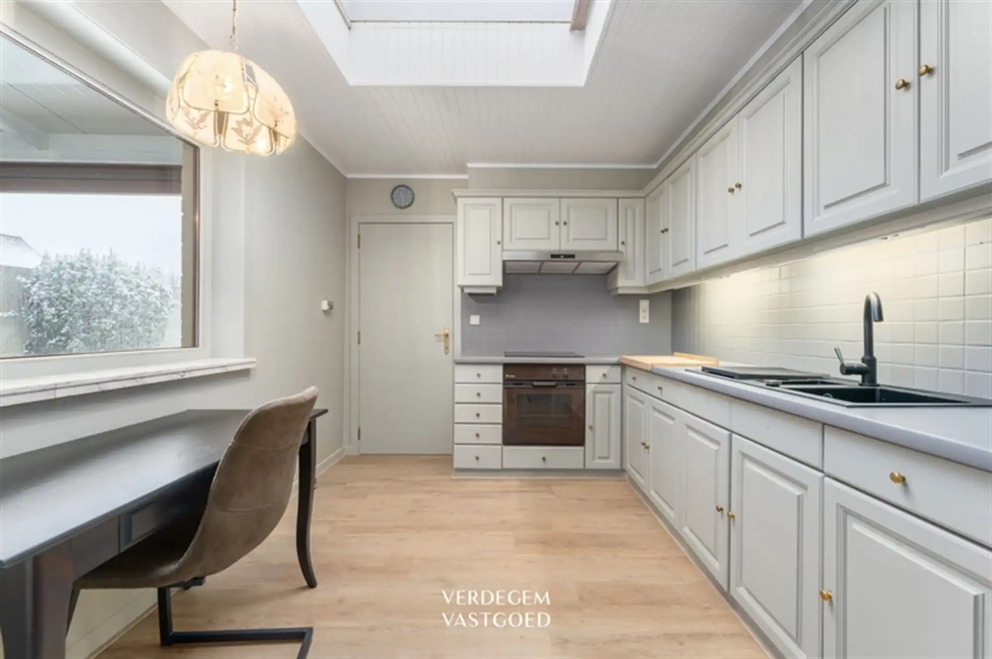 Gezellige woning met 4 slaapkamers en fijne tuin foto 6